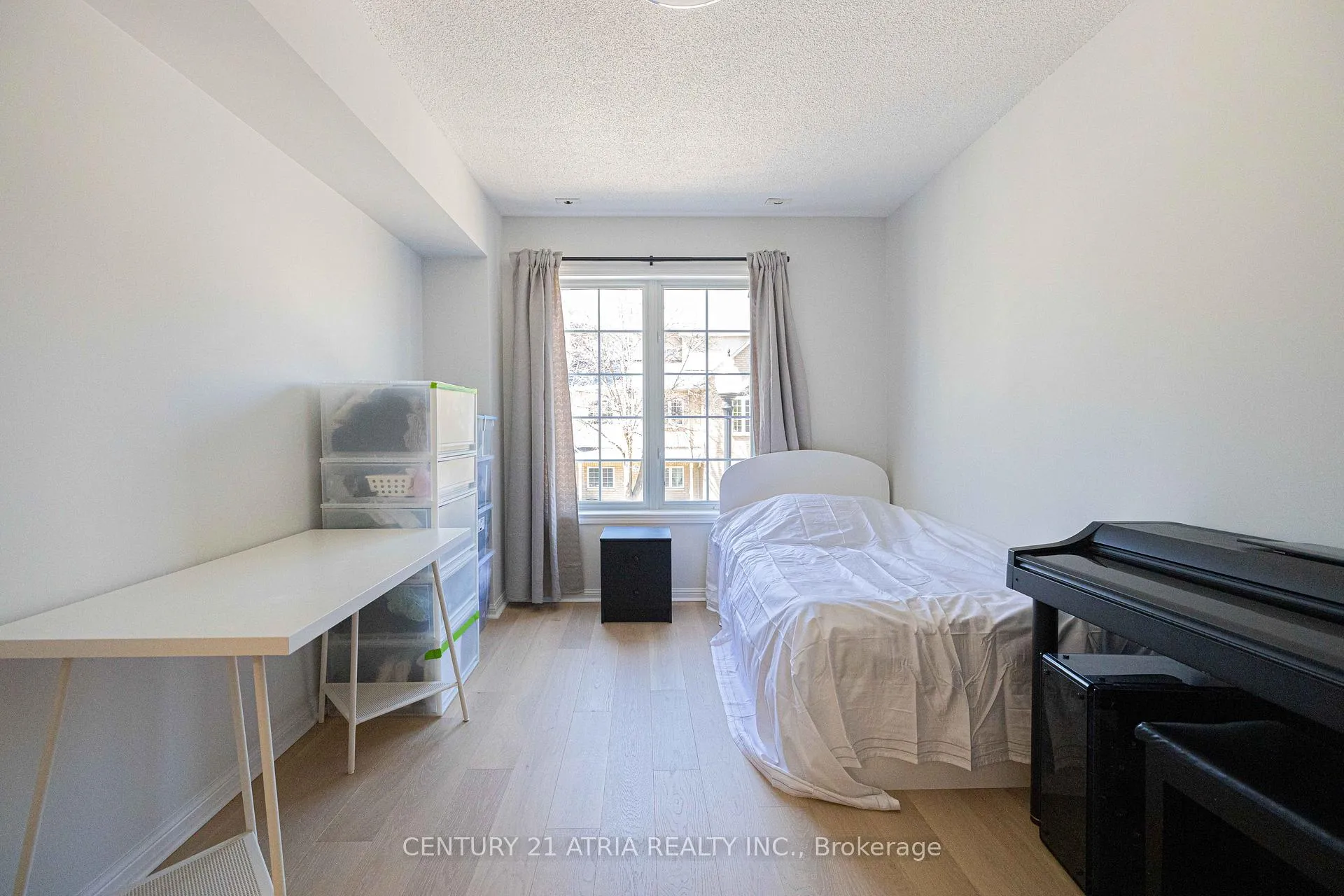 Photo 12 of Unit 9, 4 Alpen Way, Markham, Unionville — HOMEH