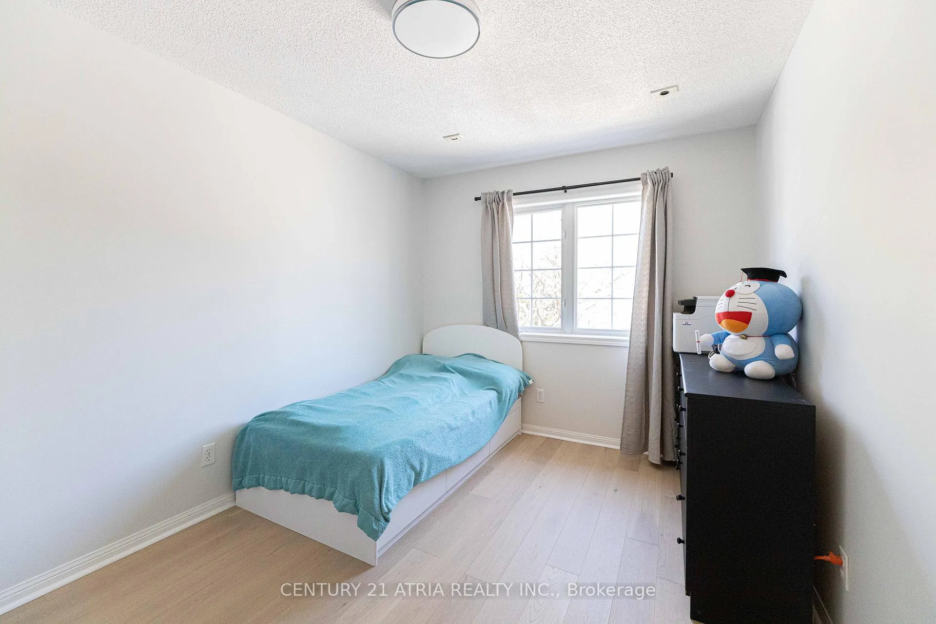 Photo 13 of Unit 9, 4 Alpen Way, Markham, Unionville — HOMEH