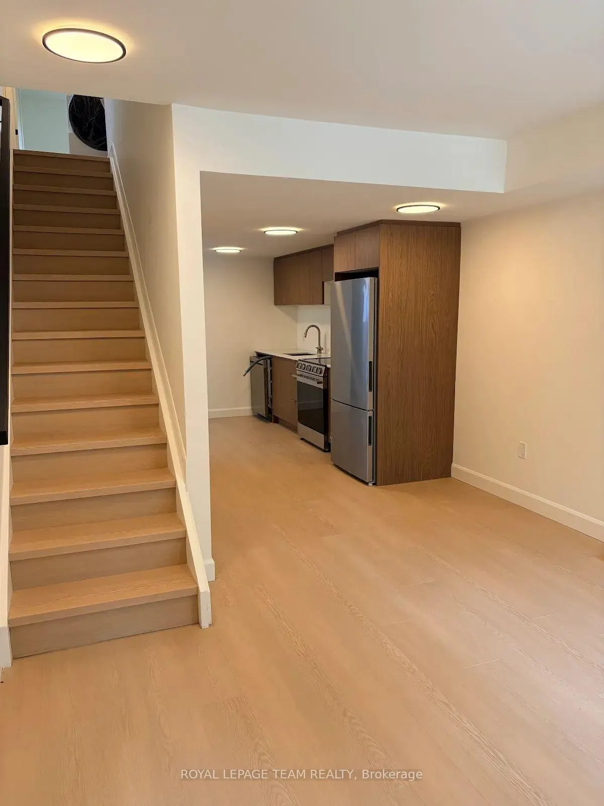 Photo 2 of Unit 1A, 243 Bradford Street, Ottawa, Britannia — HOMEH