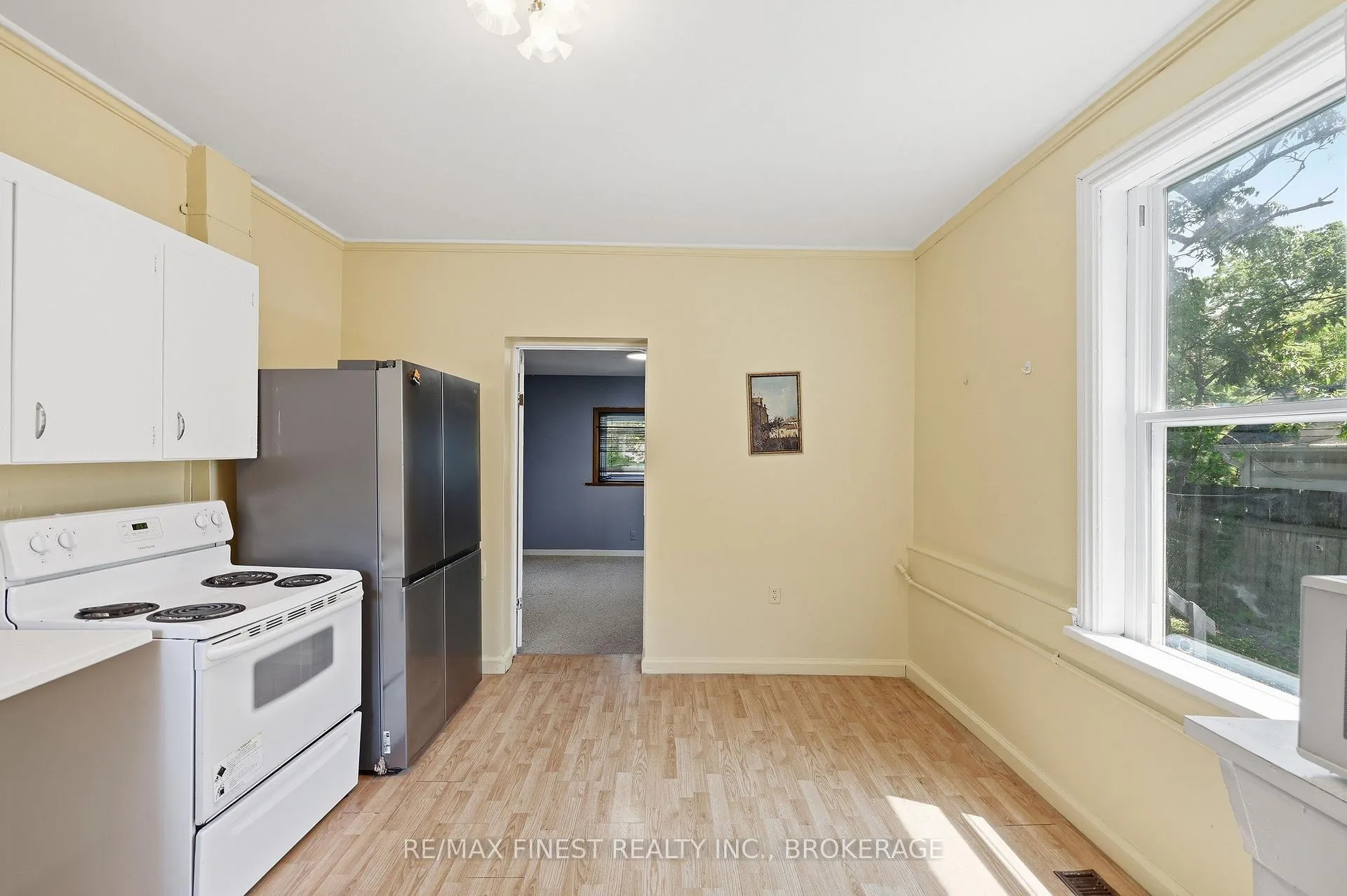 Photo 15 of 445 Albert Street, Kingston, Central City East — HOMEH