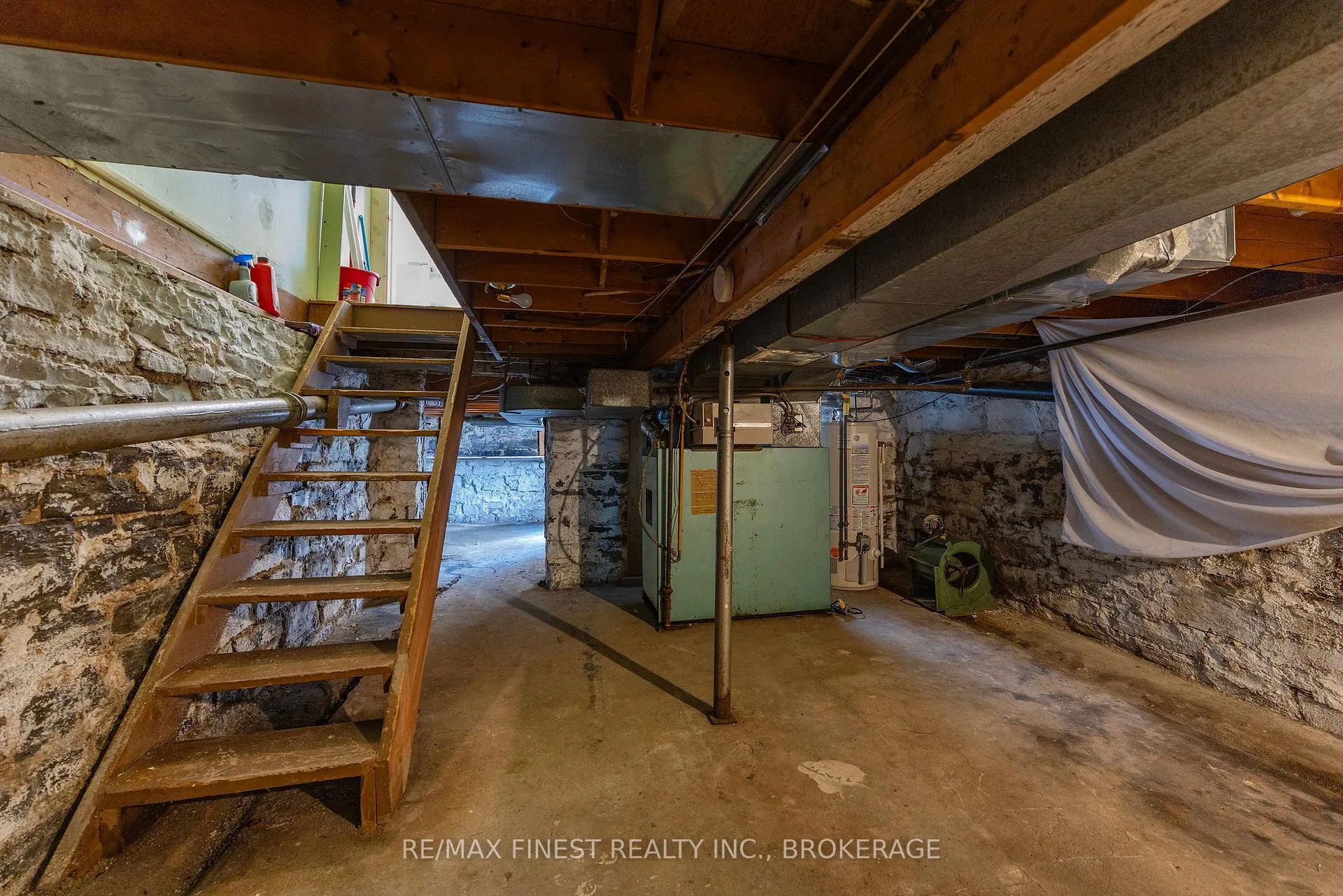 Photo 39 of 445 Albert Street, Kingston, Central City East — HOMEH
