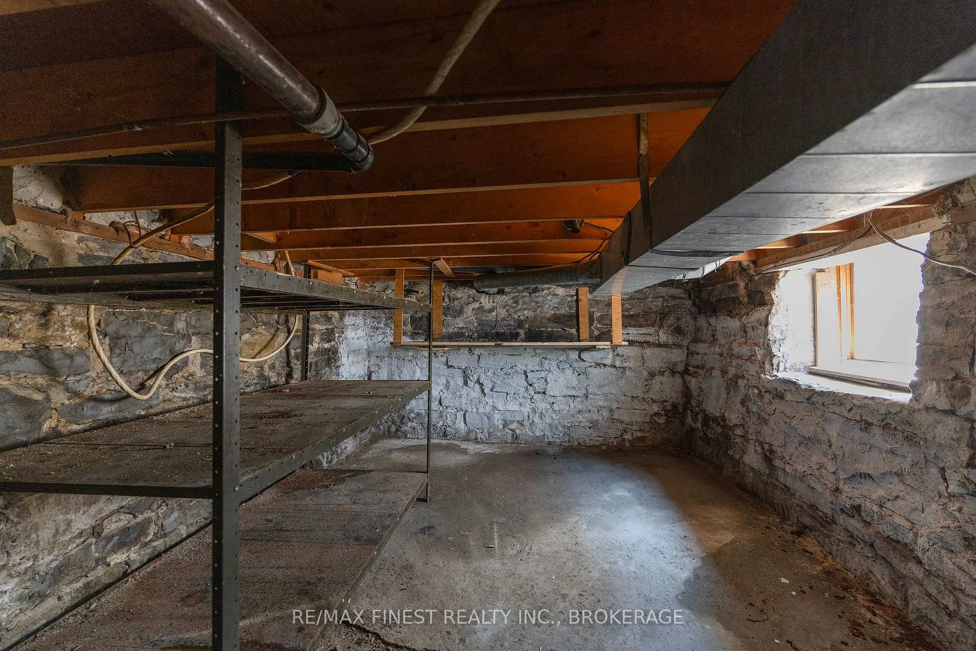 Photo 40 of 445 Albert Street, Kingston, Central City East — HOMEH