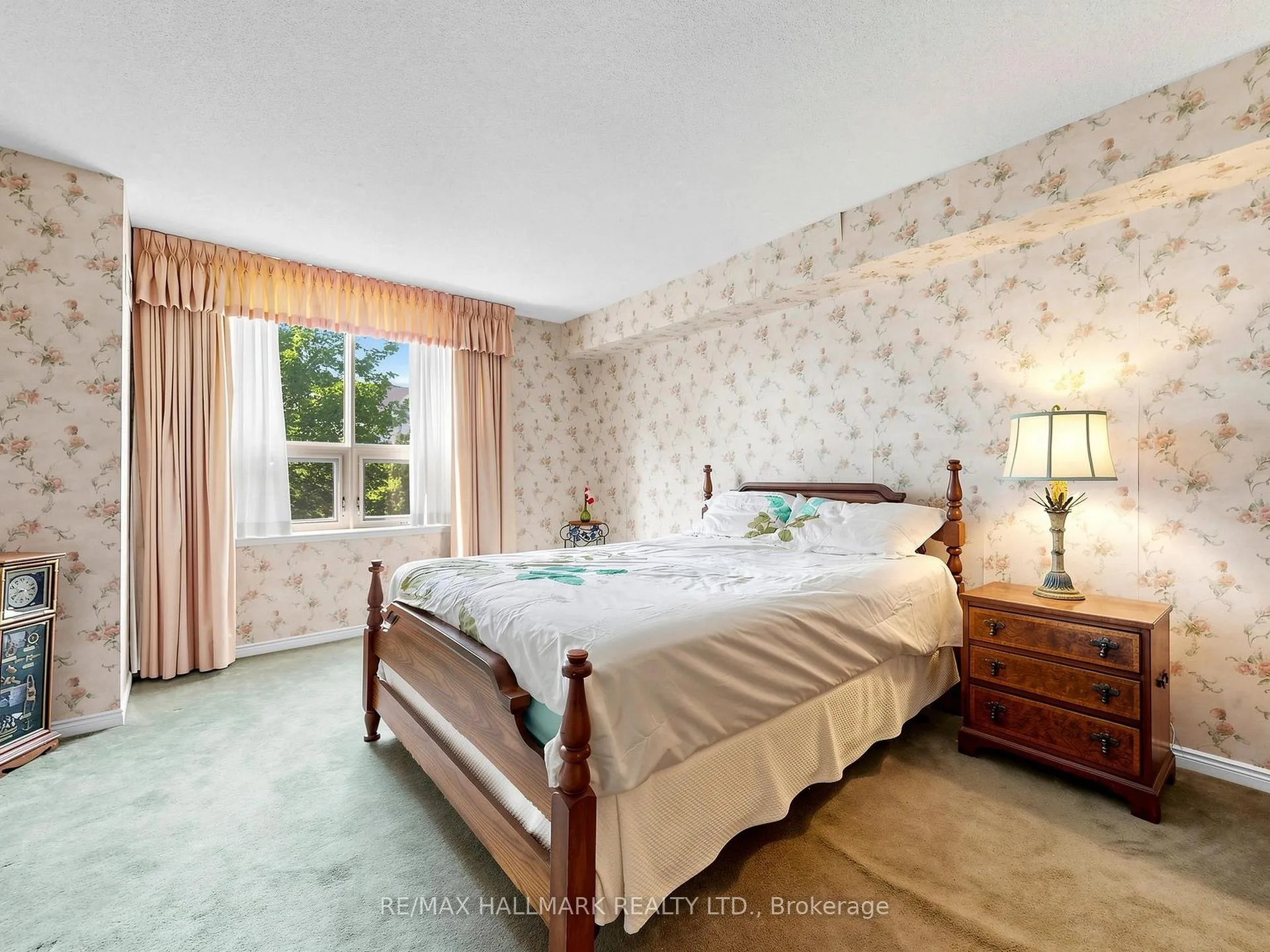 Photo 22 of Unit 302, 14924 Yonge Street, Aurora, Aurora Highlands — HOMEH