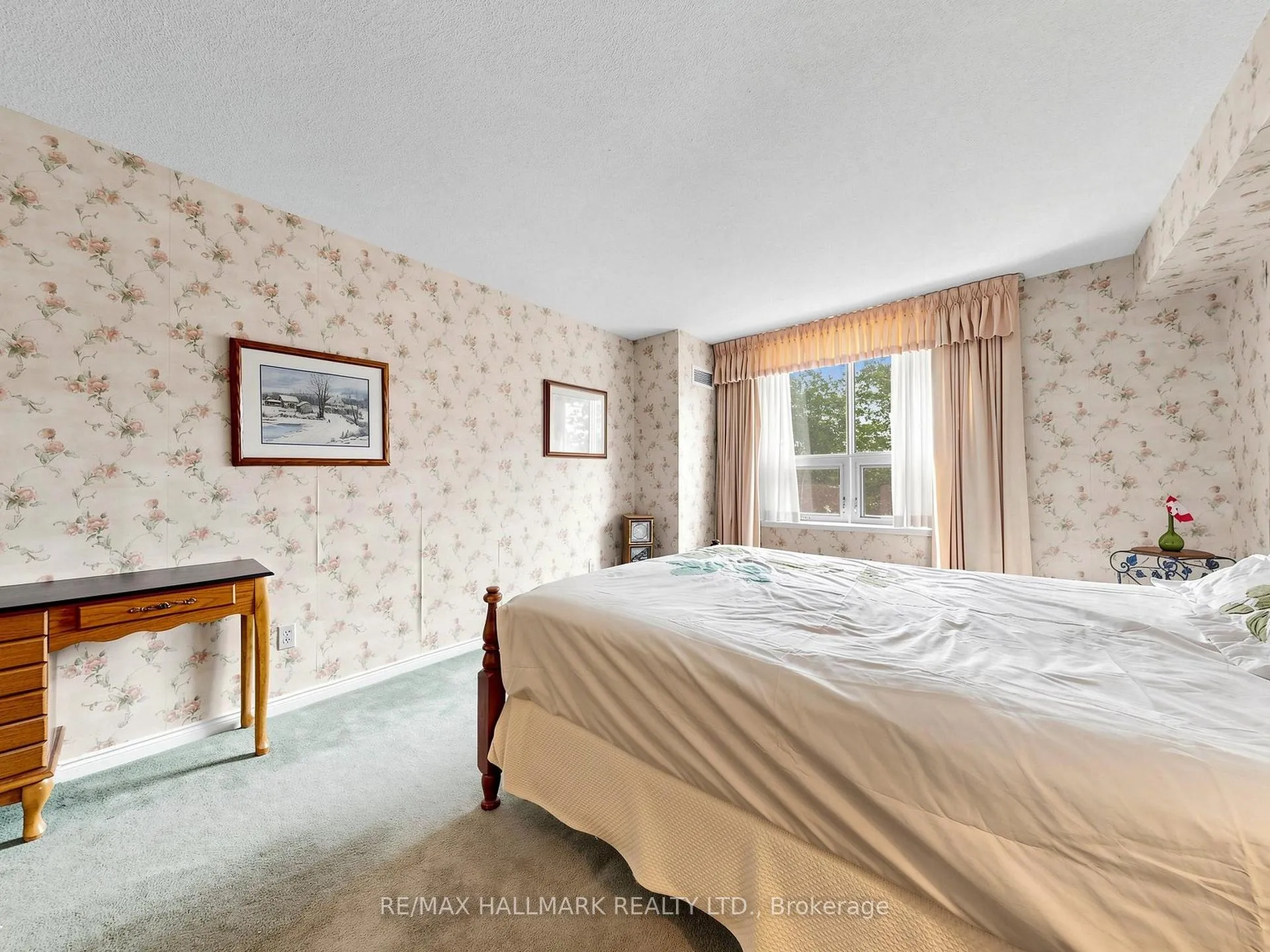 Photo 23 of Unit 302, 14924 Yonge Street, Aurora, Aurora Highlands — HOMEH