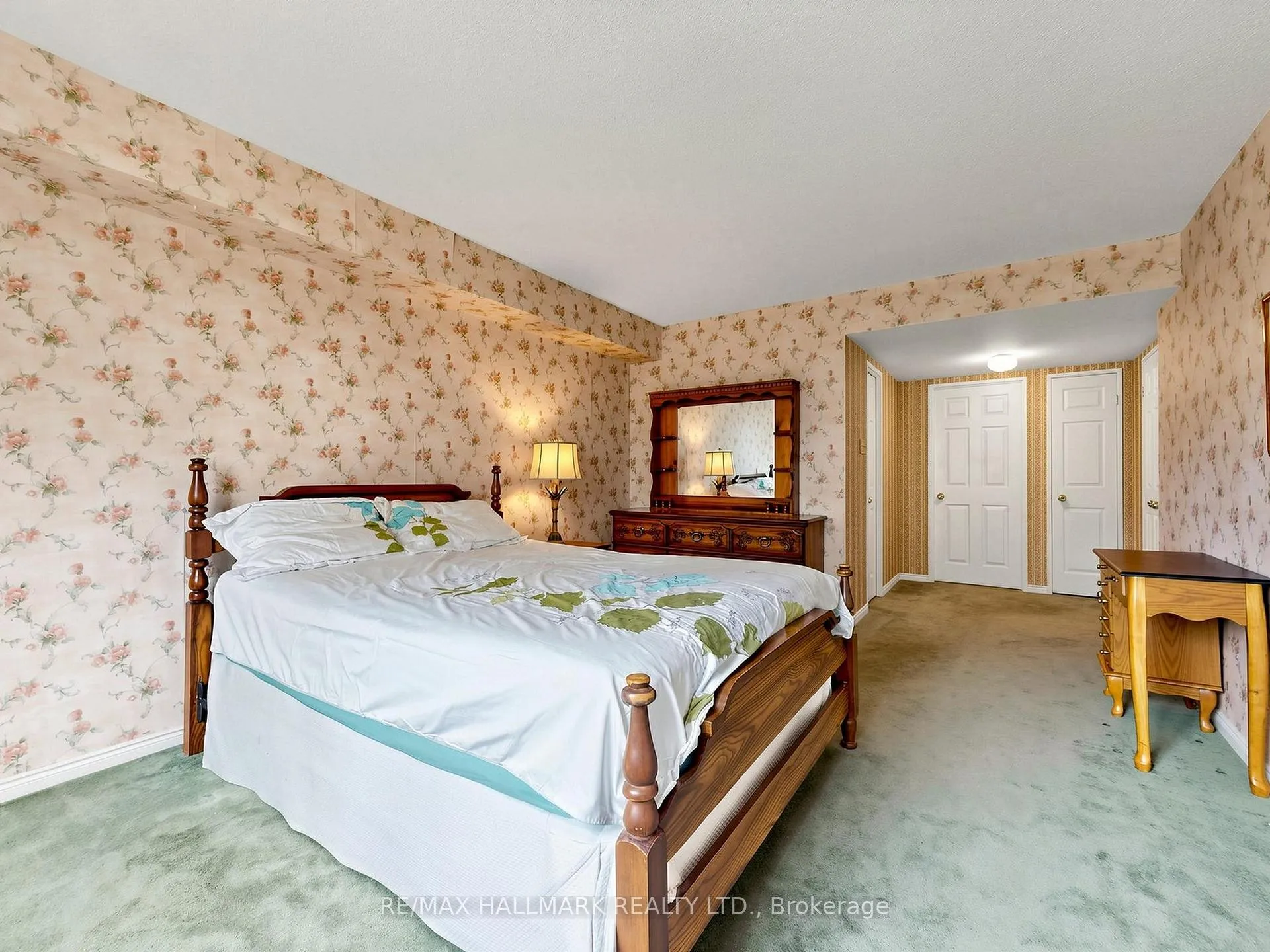 Photo 24 of Unit 302, 14924 Yonge Street, Aurora, Aurora Highlands — HOMEH