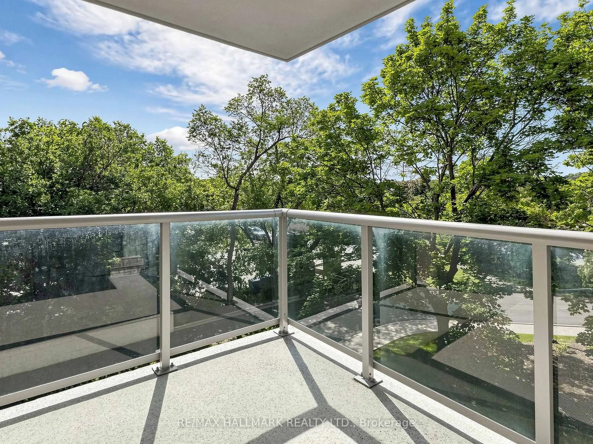 Photo 36 of Unit 302, 14924 Yonge Street, Aurora, Aurora Highlands — HOMEH
