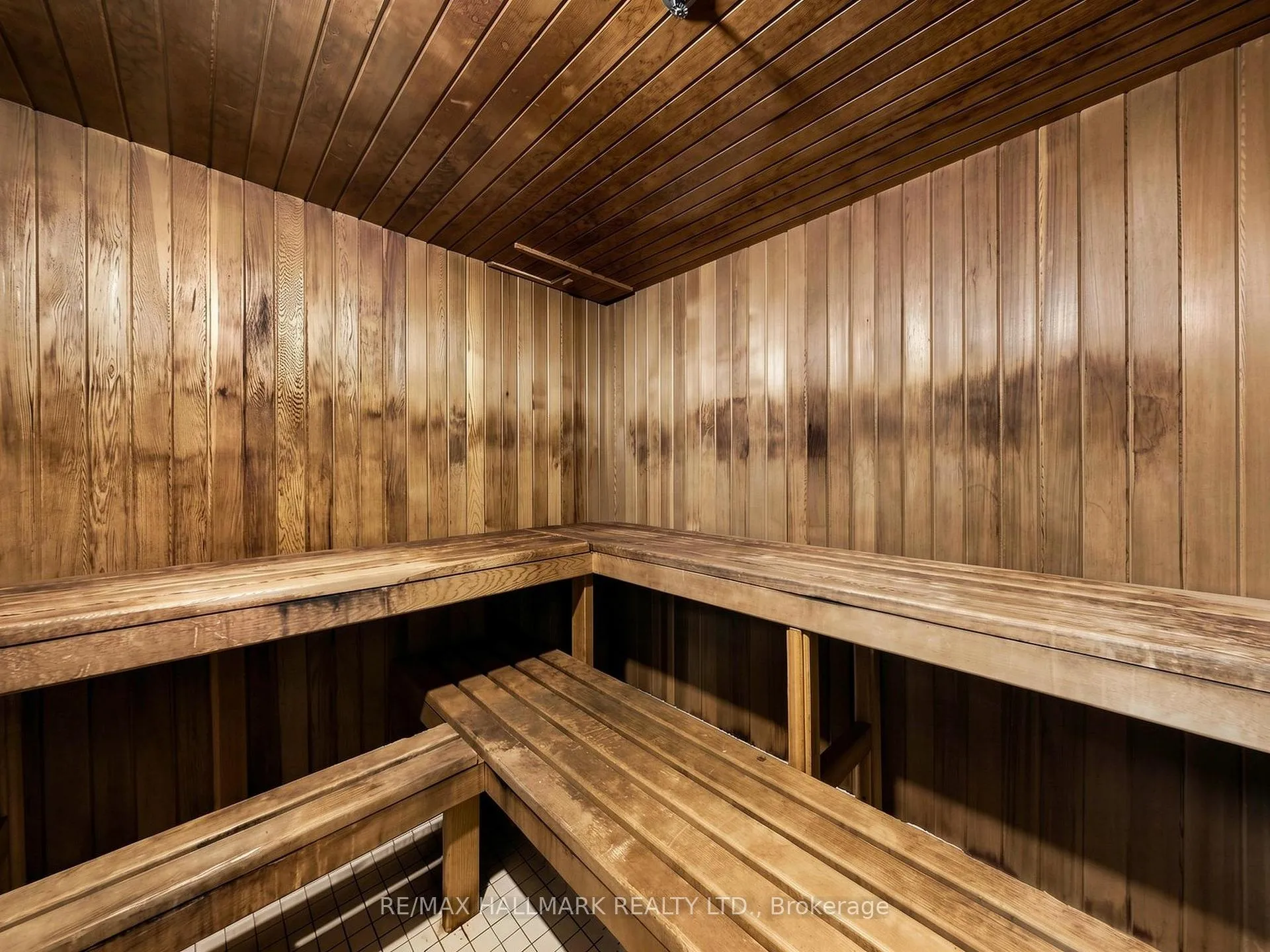 Photo 47 of Unit 302, 14924 Yonge Street, Aurora, Aurora Highlands — HOMEH