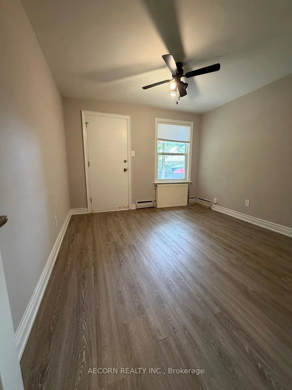 Photo 12 of 43 Morgan Avenue, Etobicoke, Stonegate-Queensway — HOMEH