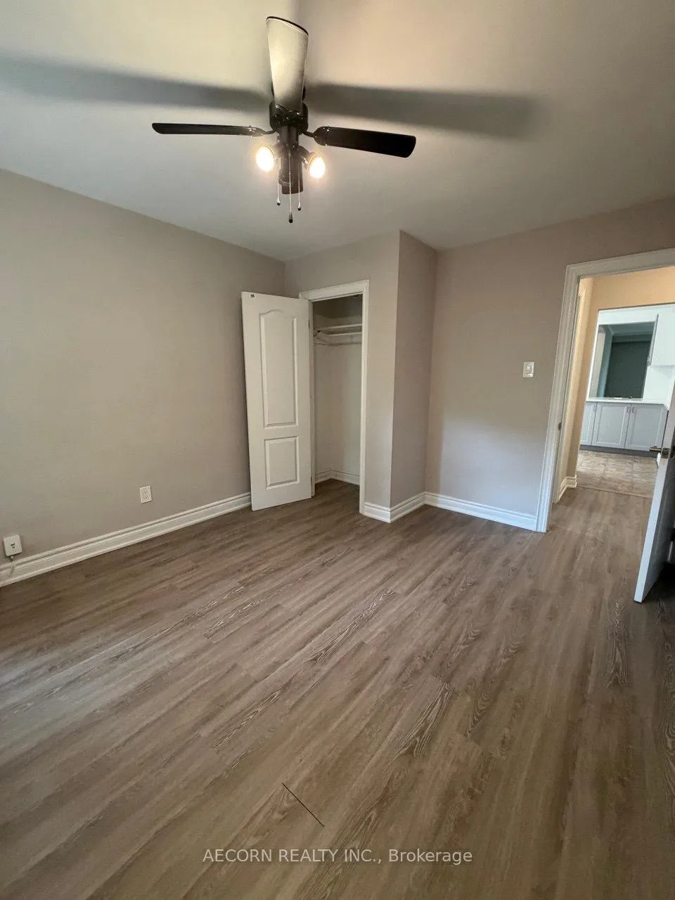 Photo 13 of 43 Morgan Avenue, Etobicoke, Stonegate-Queensway — HOMEH