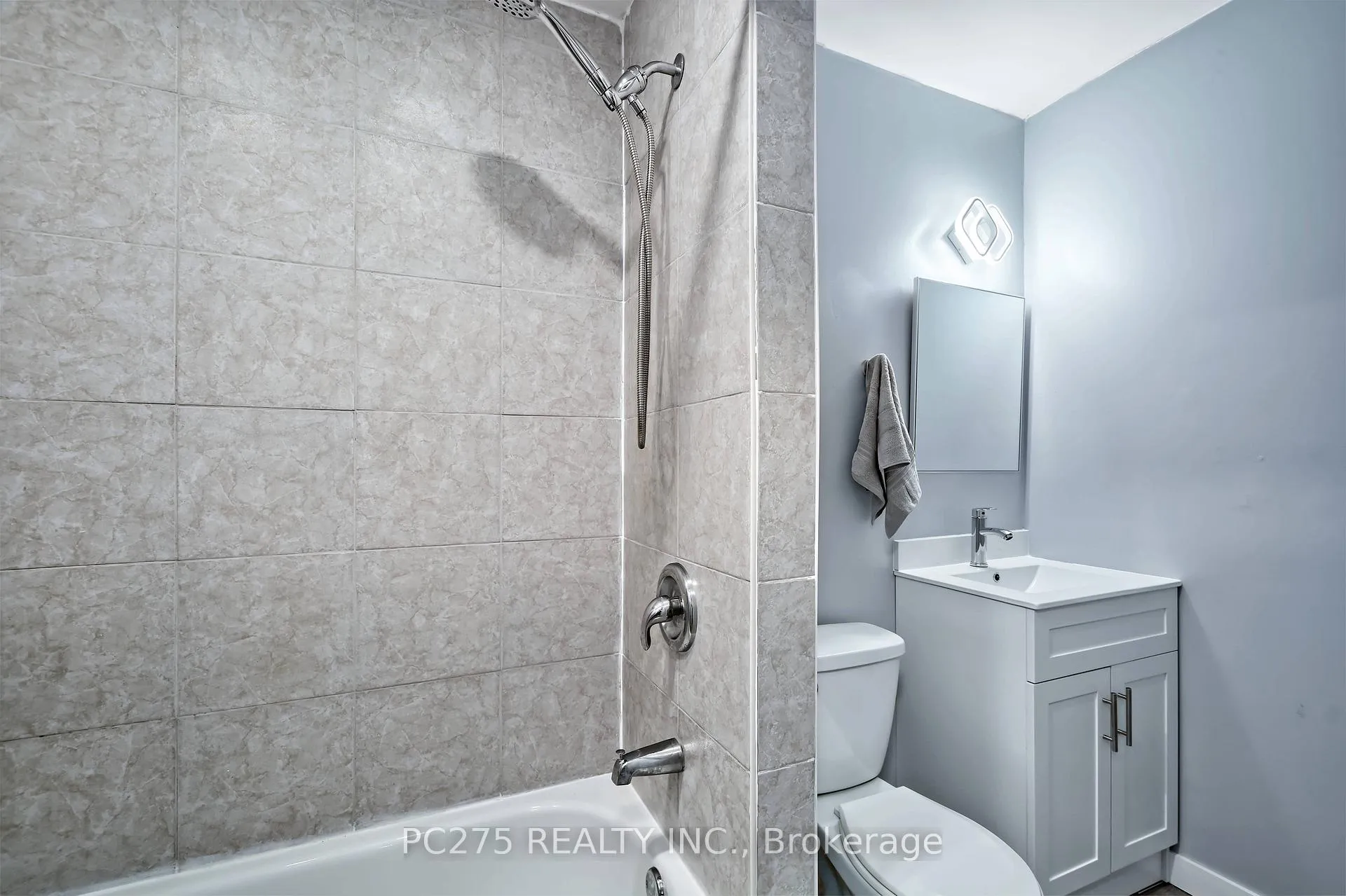 Photo 6 of Unit 5, 1460 Limberlost Road, London, North I — HOMEH