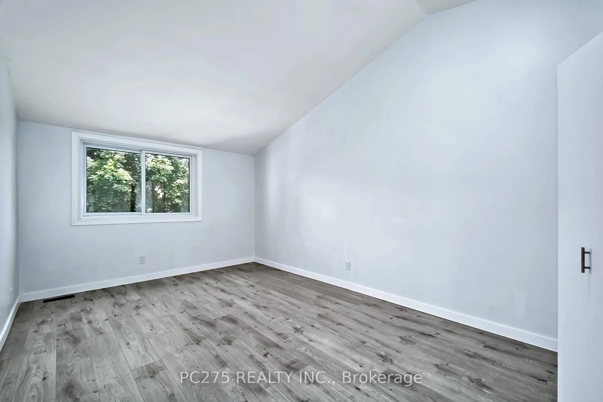 Photo 18 of Unit 5, 1460 Limberlost Road, London, North I — HOMEH