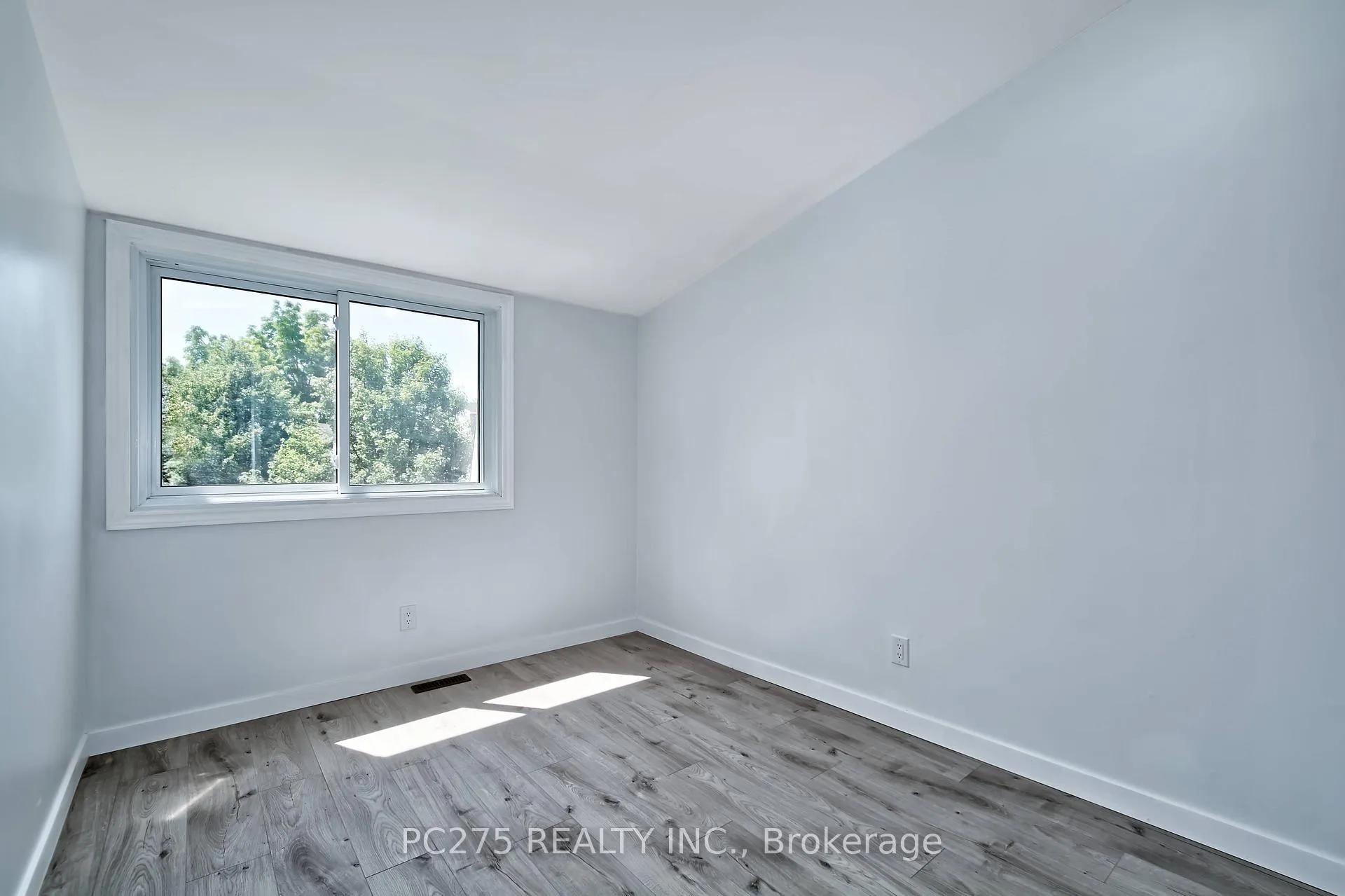 Photo 20 of Unit 5, 1460 Limberlost Road, London, North I — HOMEH