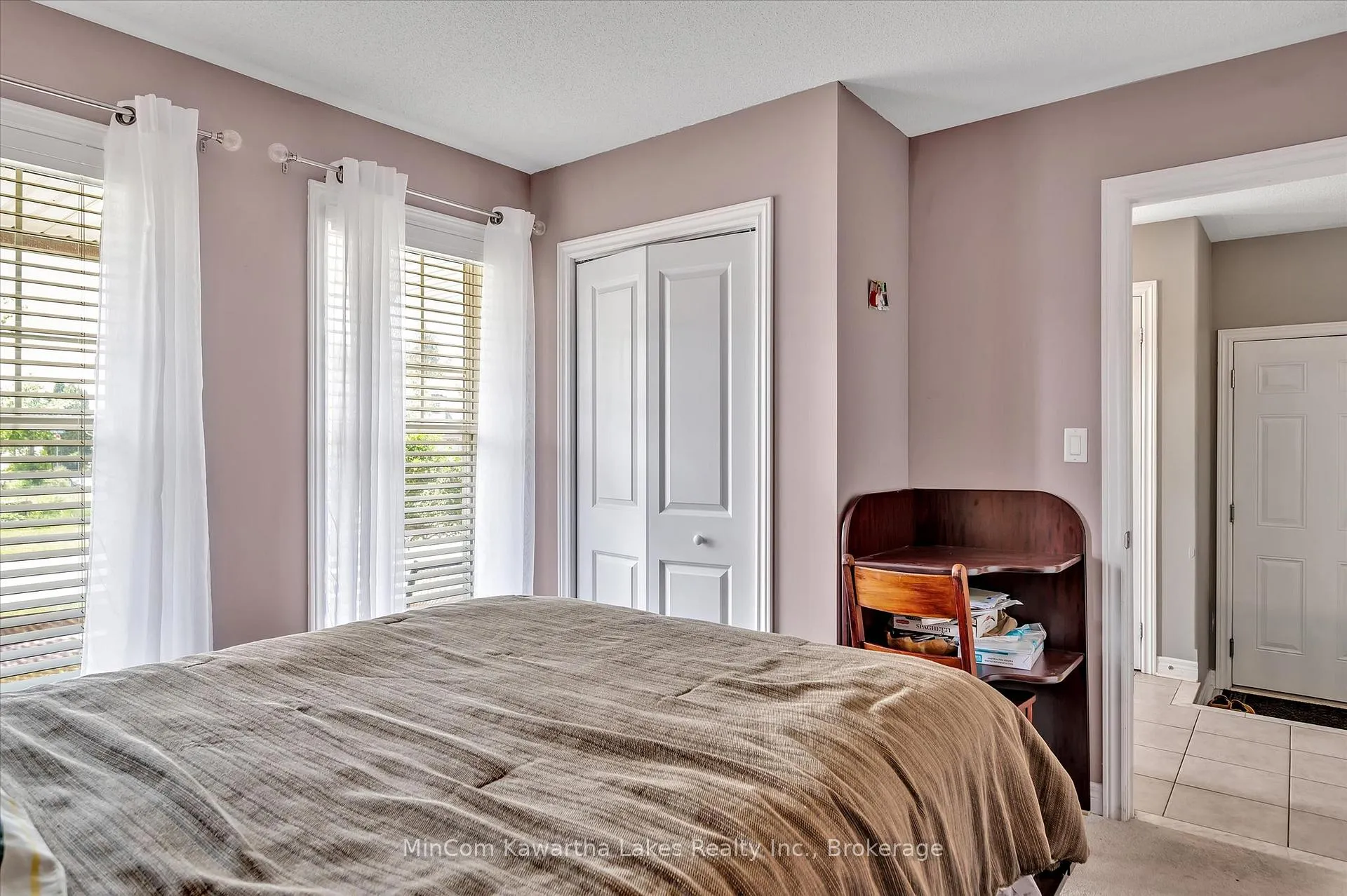 Photo 26 of 2 Peace Crescent, Peterborough, Northcrest Ward 5 — HOMEH