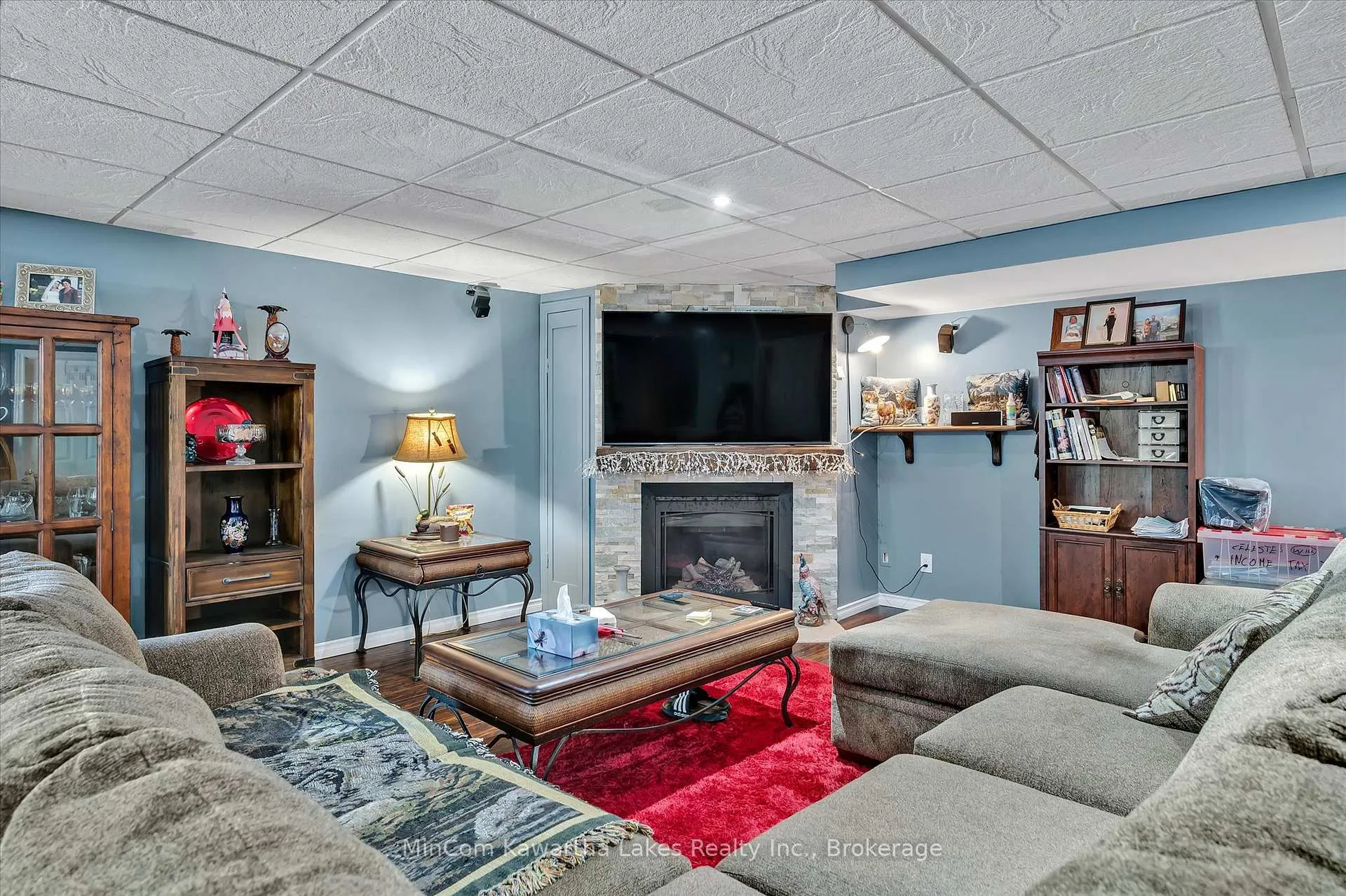 Photo 29 of 2 Peace Crescent, Peterborough, Northcrest Ward 5 — HOMEH