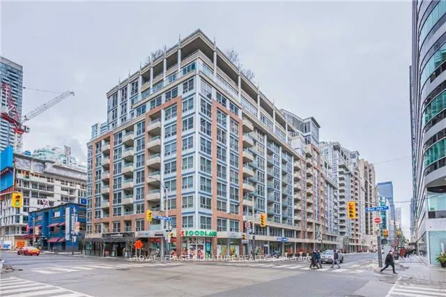 Photo of Unit 313, 270 Wellington Street W