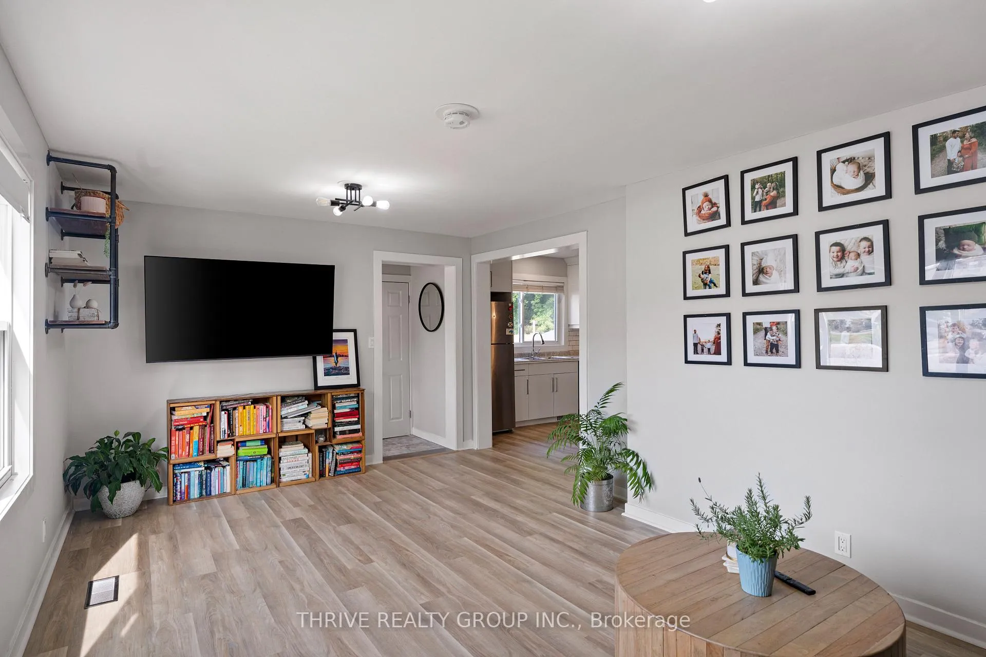 Photo 8 of 110 Queen Street, Bluewater, Hensall — HOMEH