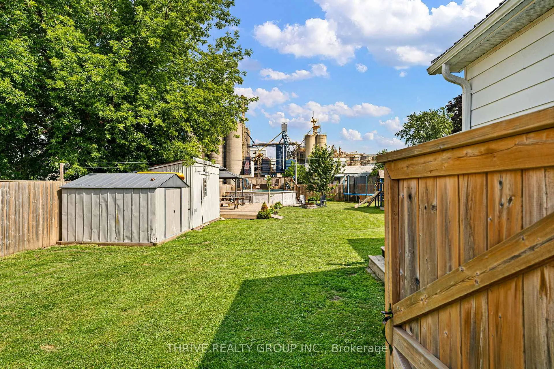 Photo 23 of 110 Queen Street, Bluewater, Hensall — HOMEH