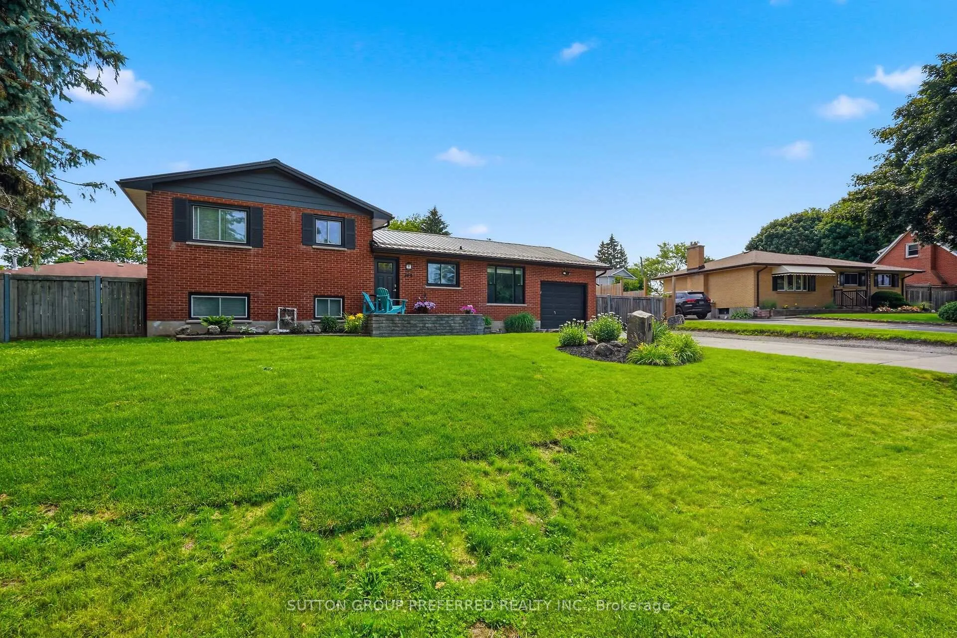 Photo 1 of 264 Chittick Crescent, Thames Centre, Dorchester — HOMEH