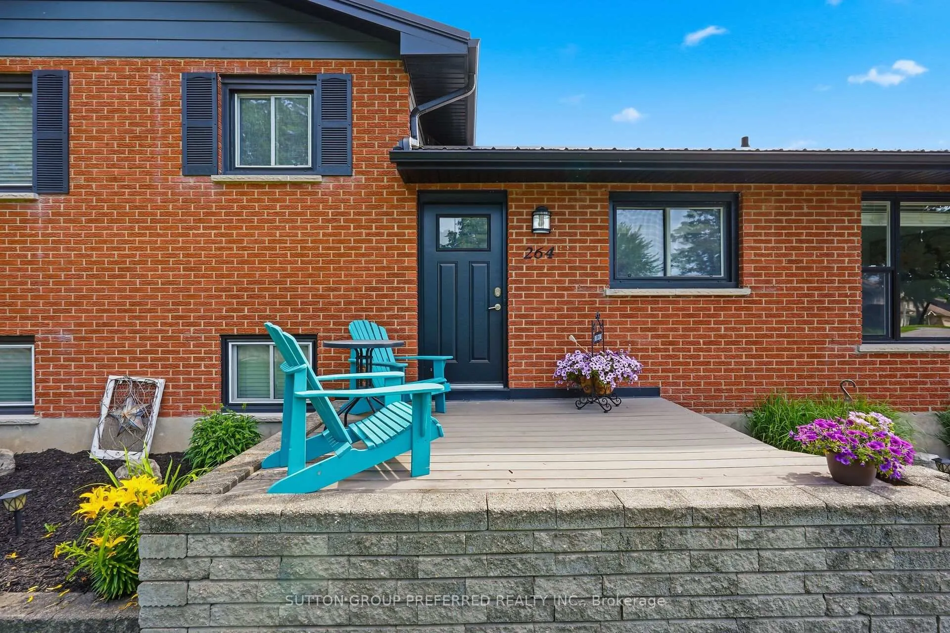 Photo 3 of 264 Chittick Crescent, Thames Centre, Dorchester — HOMEH