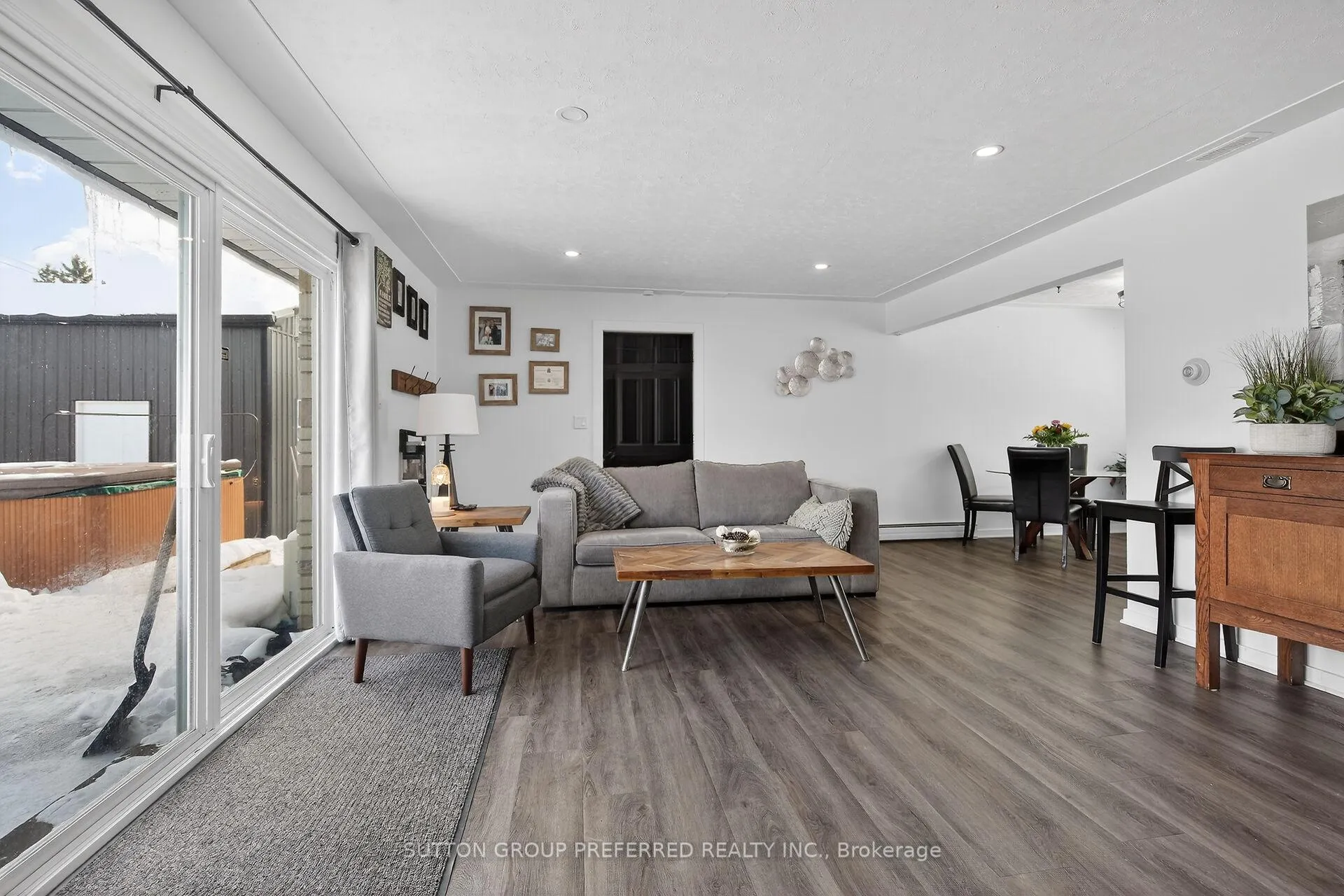 Photo 9 of 264 Chittick Crescent, Thames Centre, Dorchester — HOMEH