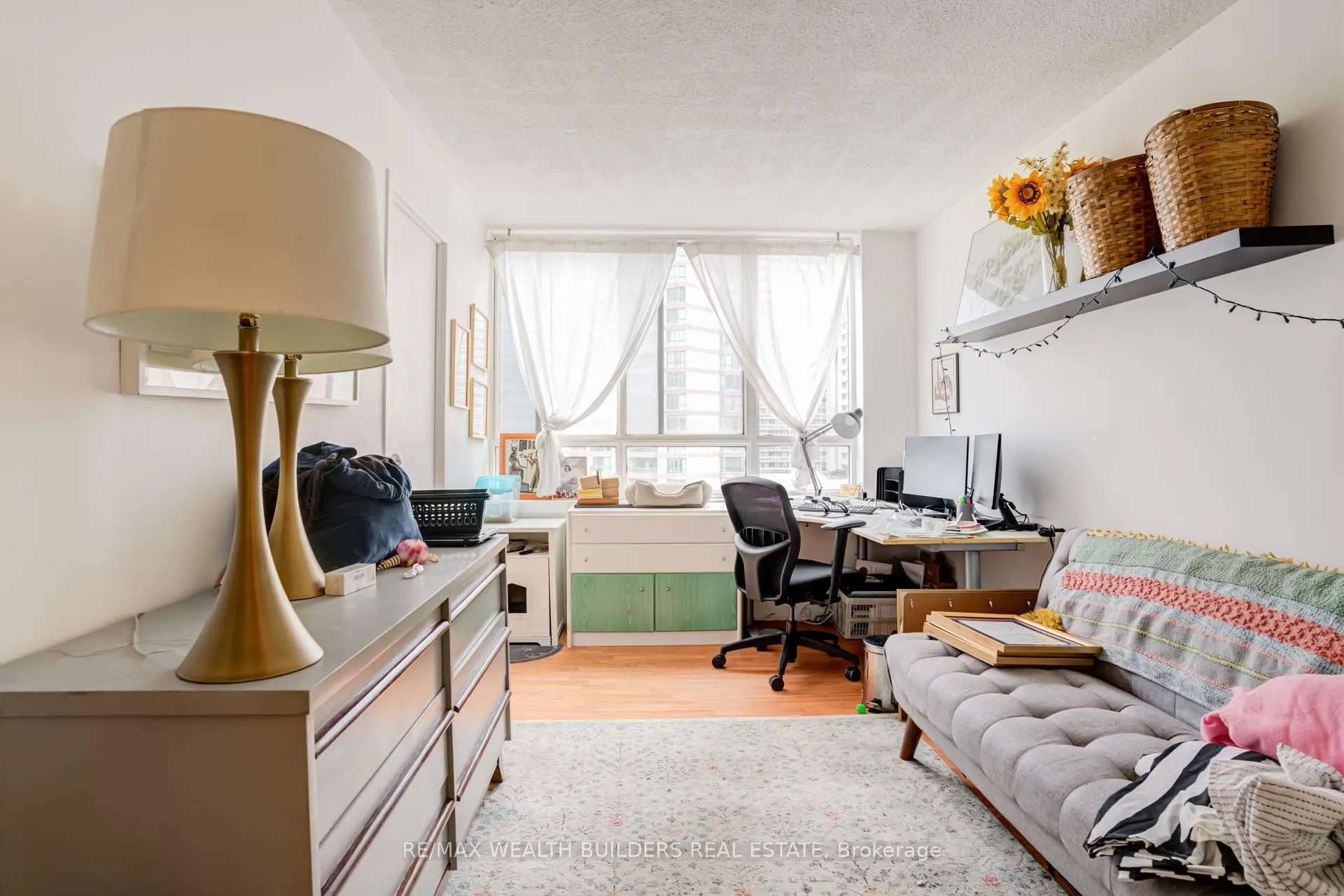 Photo 30 of Unit 803, 633 Bay Street, Toronto, Bay Street Corridor — HOMEH
