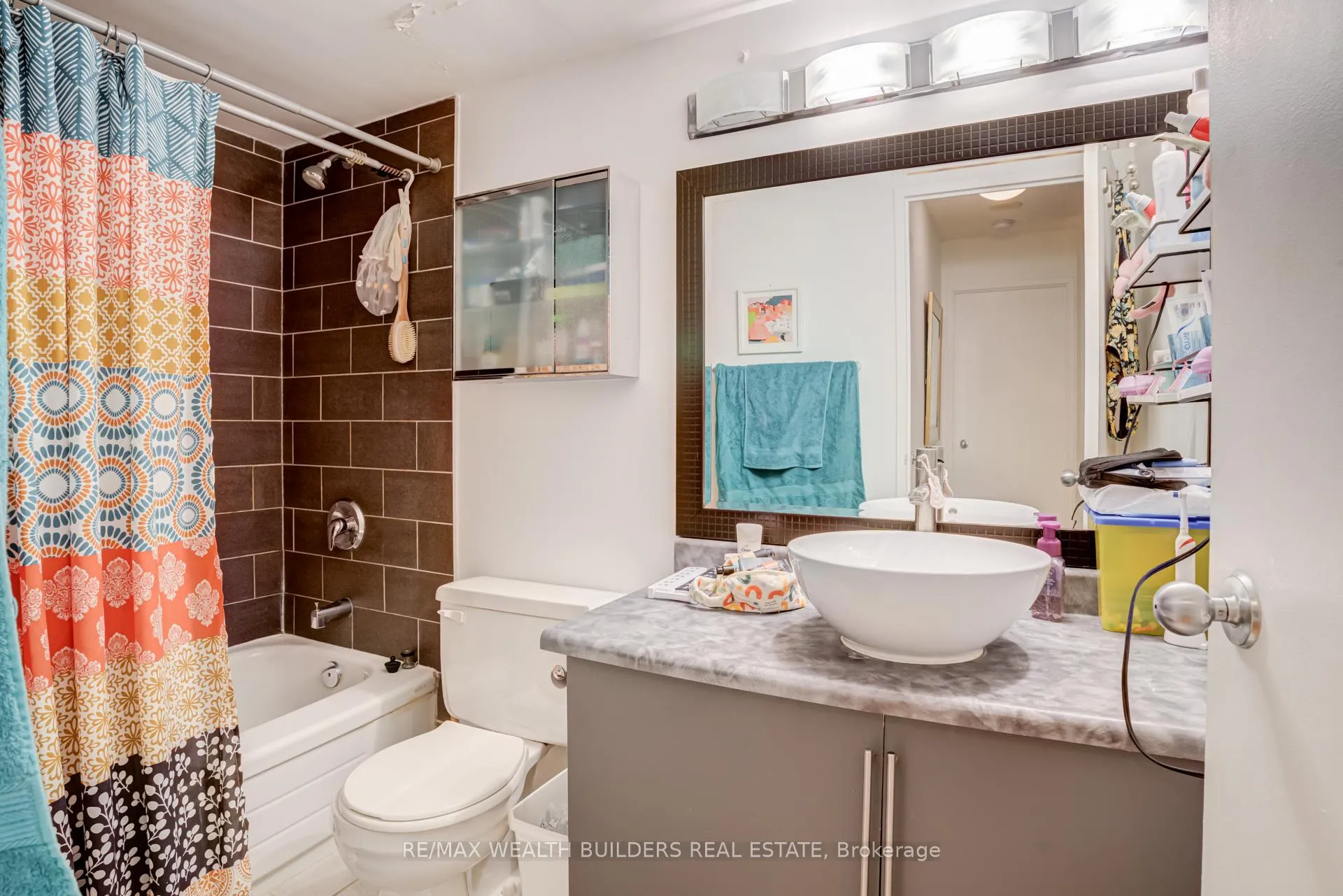 Photo 33 of Unit 803, 633 Bay Street, Toronto, Bay Street Corridor — HOMEH