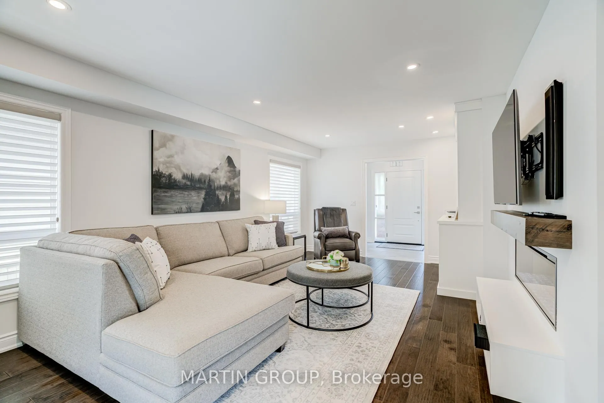 Photo 8 of 59 Fiddlehead Crescent, Hamilton, Waterdown — HOMEH