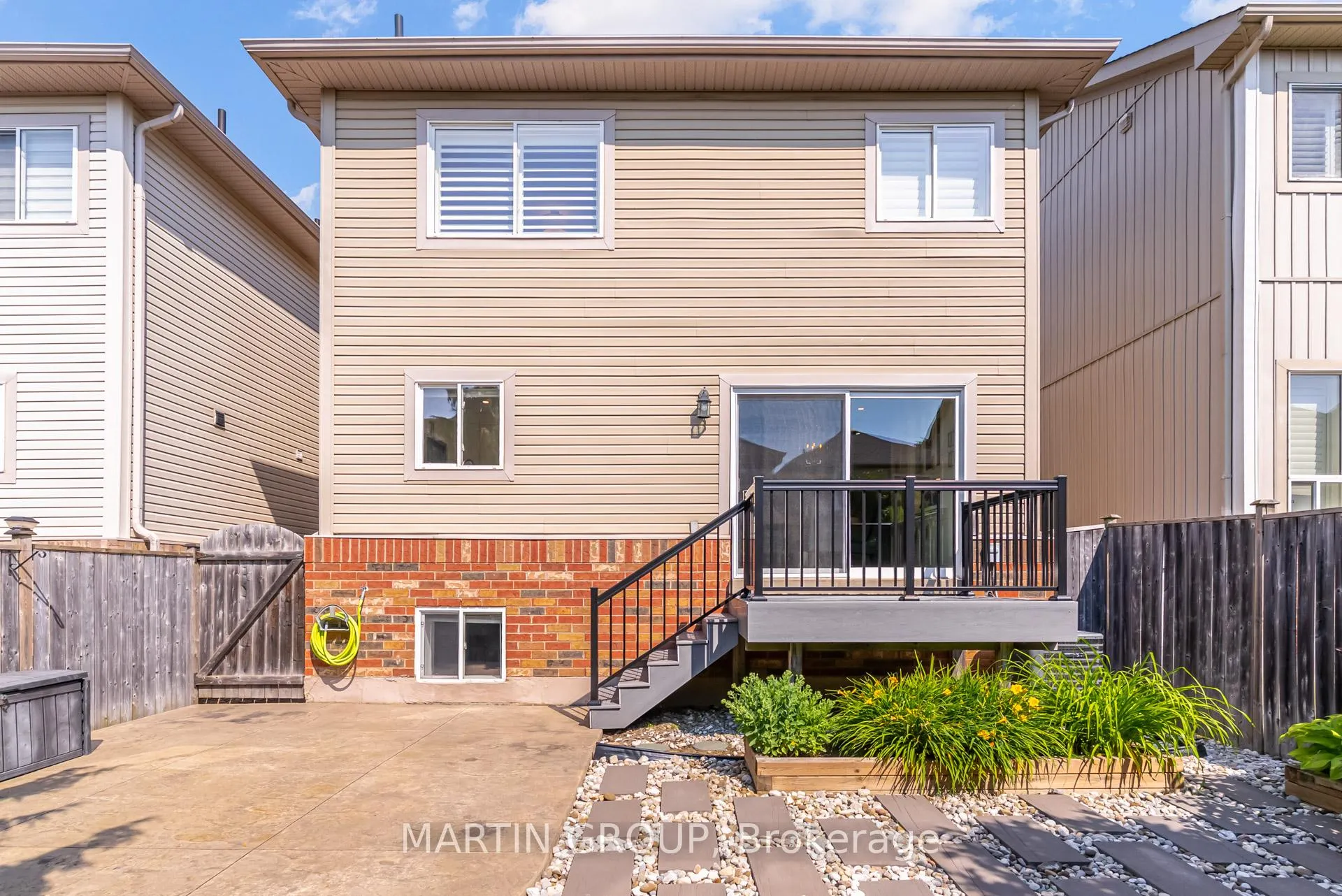 Photo 42 of 59 Fiddlehead Crescent, Hamilton, Waterdown — HOMEH
