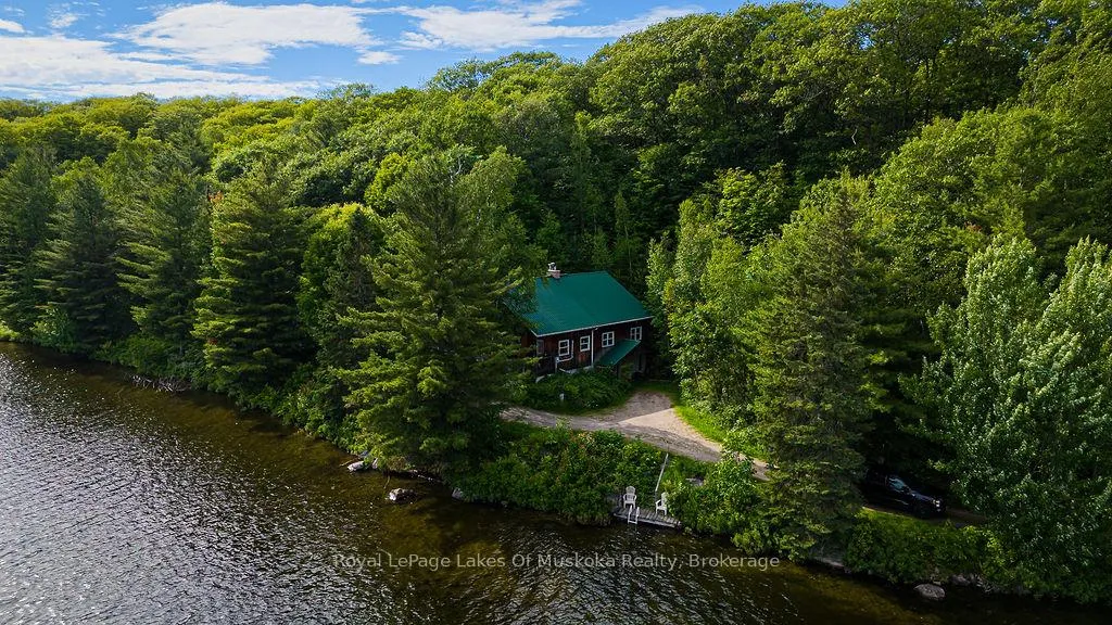 Photo 3 of 2245 Ahmic Lake Road, Magnetawan — HOMEH