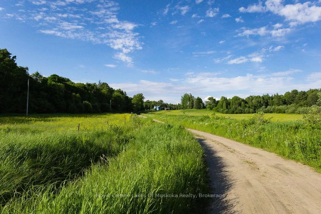 Photo 27 of 2245 Ahmic Lake Road, Magnetawan — HOMEH
