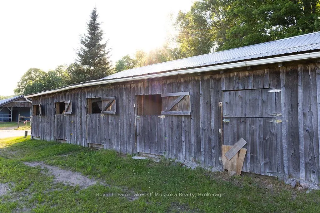 Photo 39 of 2245 Ahmic Lake Road, Magnetawan — HOMEH