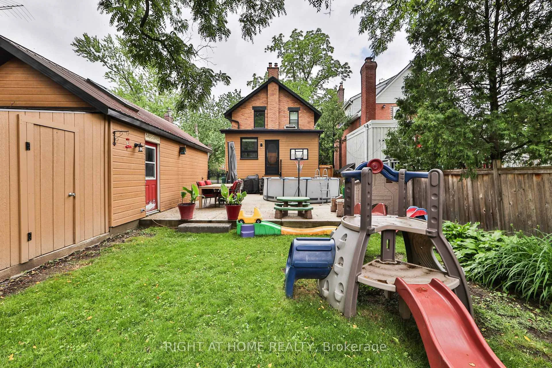 Photo 46 of 90 Mill Street S, Brampton, Downtown Brampton — HOMEH