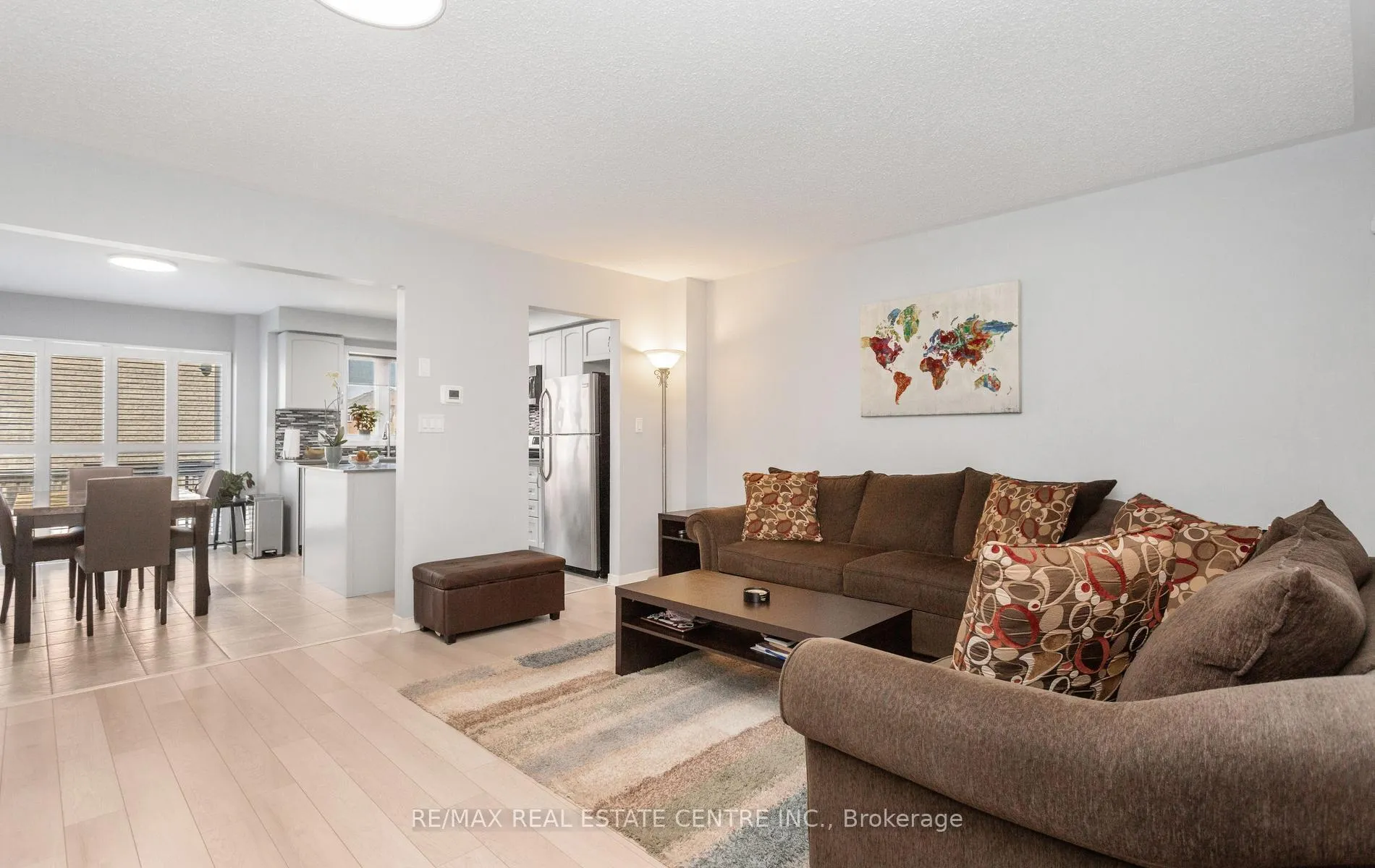 Photo 9 of 49 Teal Crest Circle, Brampton, Credit Valley — HOMEH