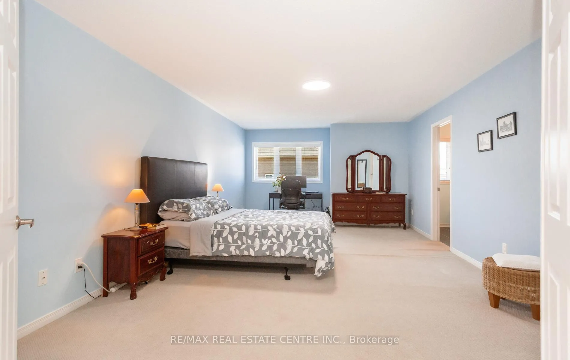 Photo 20 of 49 Teal Crest Circle, Brampton, Credit Valley — HOMEH