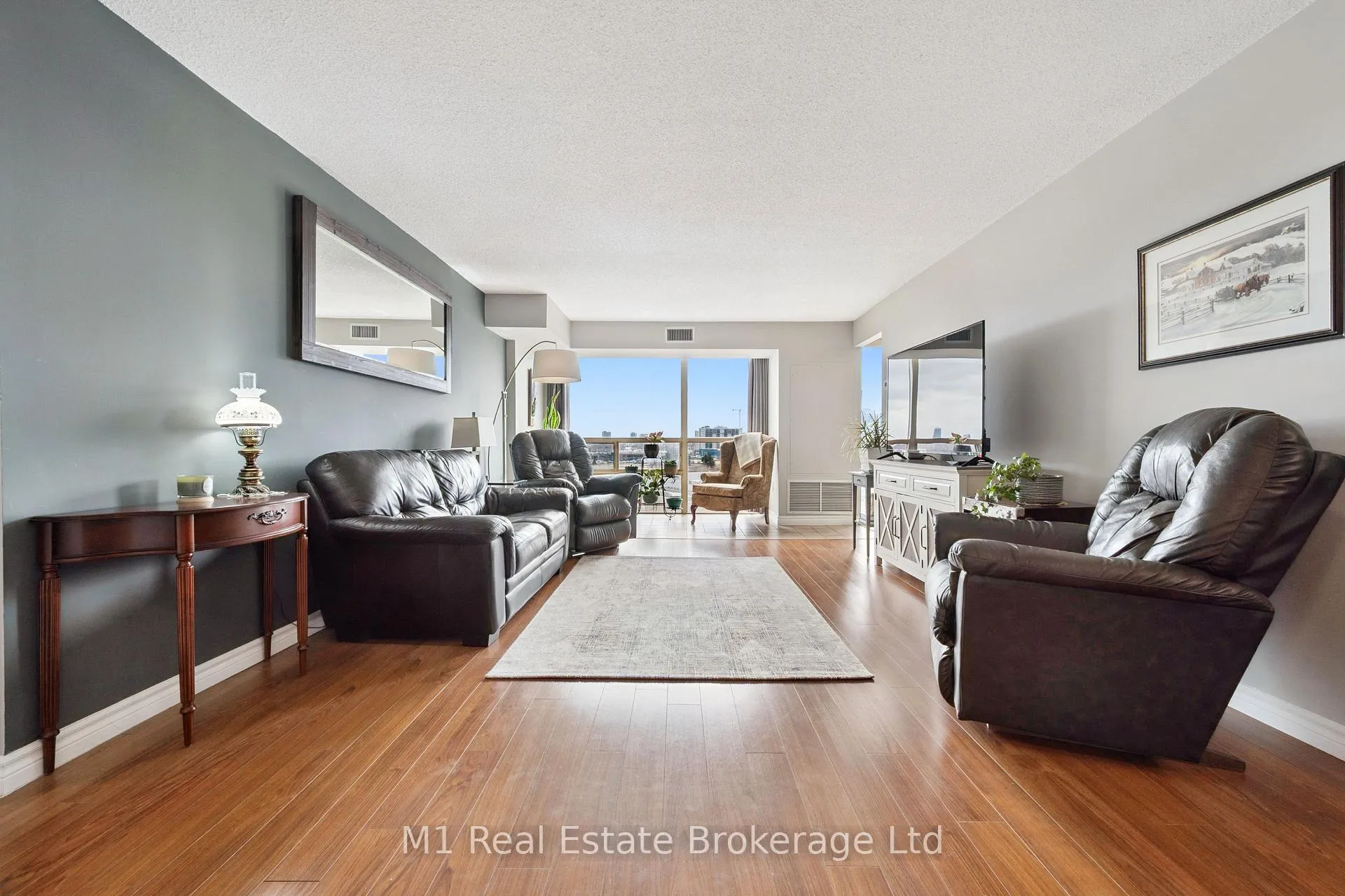 Photo 6 of Unit PH2, 55 Blue Springs Drive, Waterloo, Colonial Acres — HOMEH