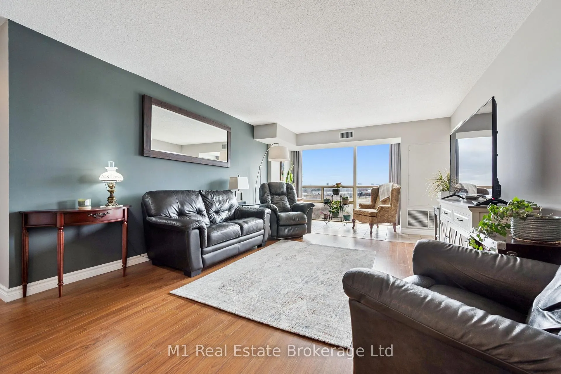 Photo 7 of Unit PH2, 55 Blue Springs Drive, Waterloo, Colonial Acres — HOMEH