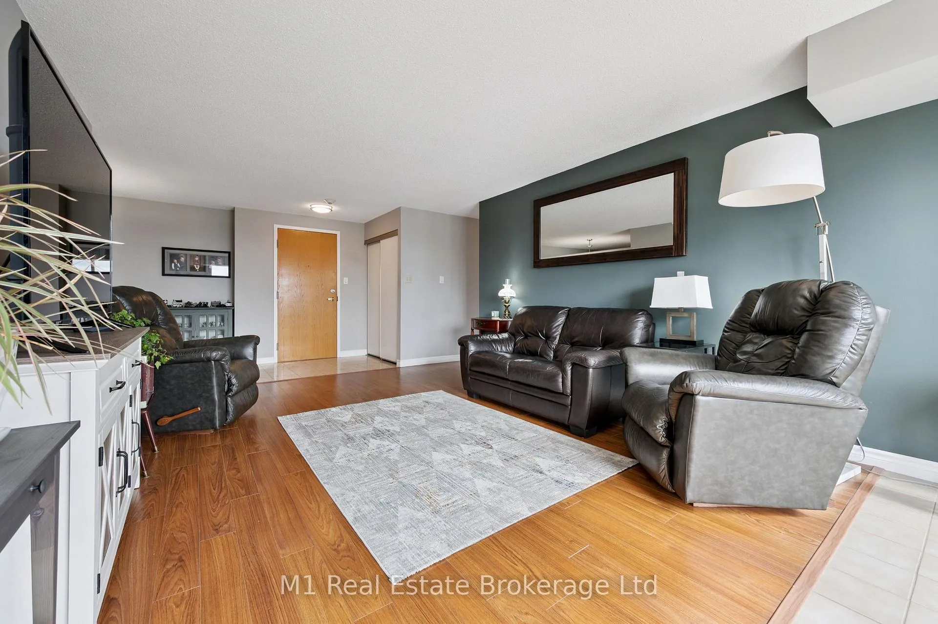 Photo 9 of Unit PH2, 55 Blue Springs Drive, Waterloo, Colonial Acres — HOMEH