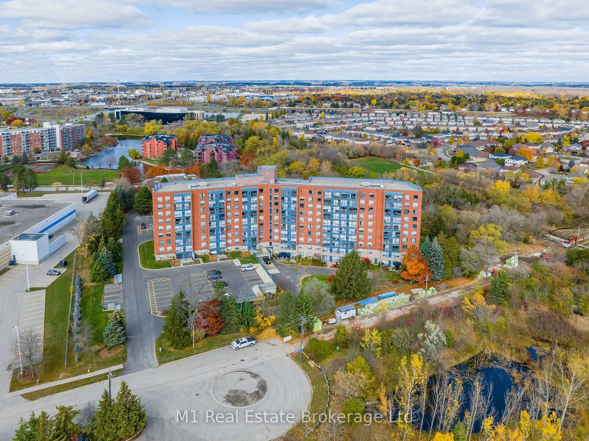 Photo 1 of Unit PH2, 55 Blue Springs Drive, Waterloo, Colonial Acres — HOMEH