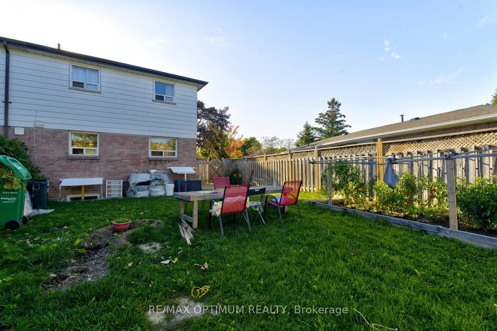 Photo 32 of 21 Juniper Crescent, Brampton, Northgate — HOMEH