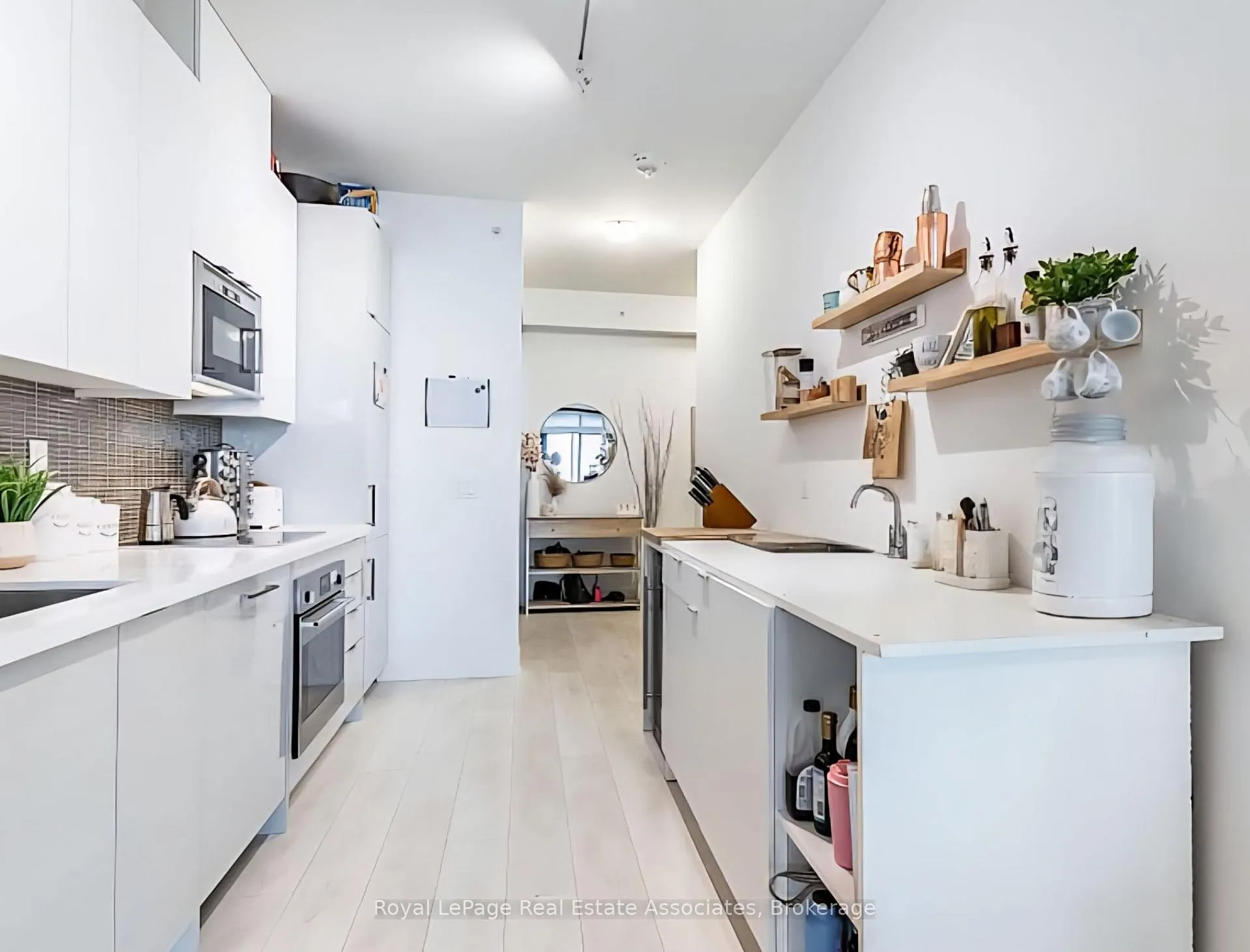 Photo 8 of Unit 2805, 2916 Highway 7, Vaughan, Concord — HOMEH