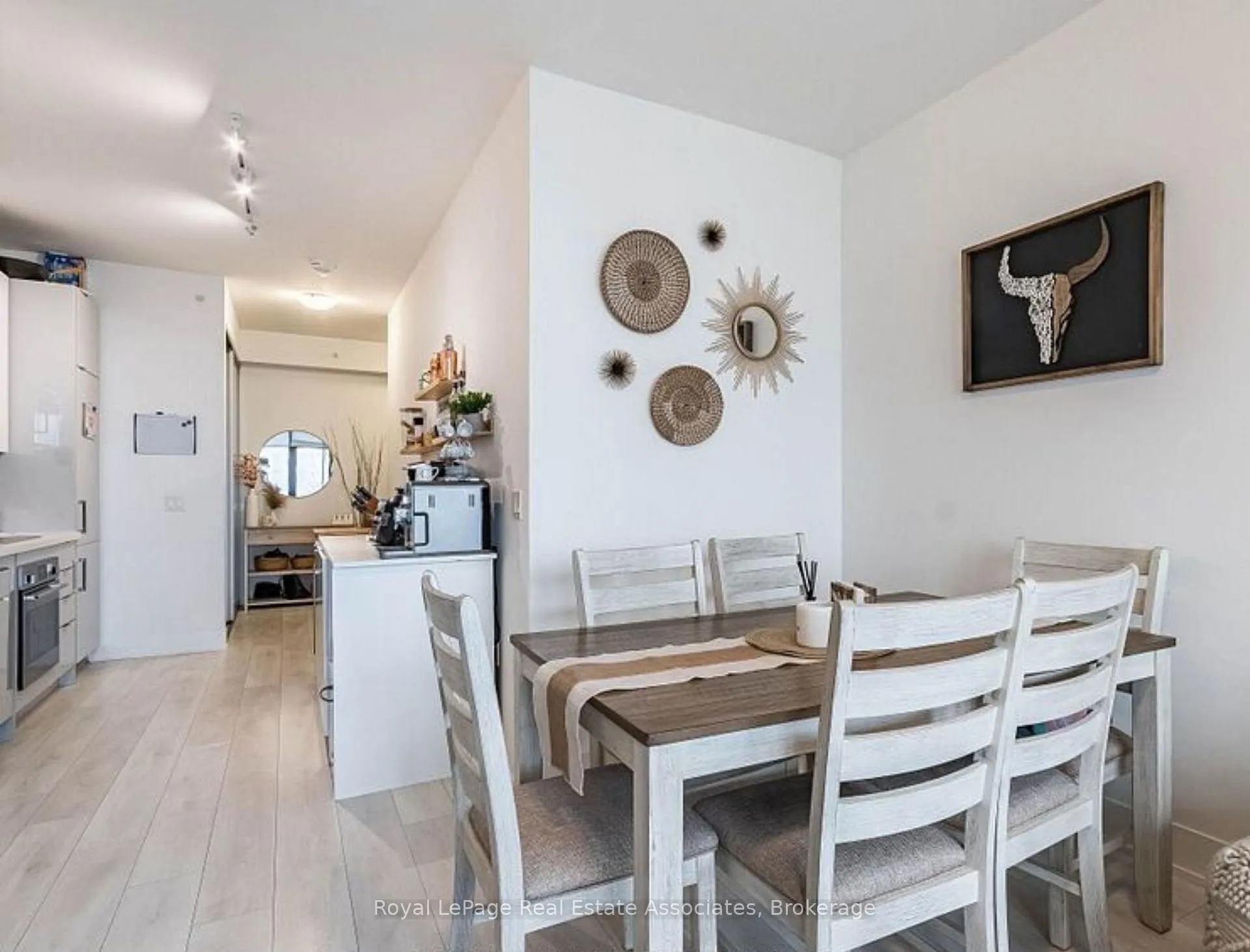 Photo 9 of Unit 2805, 2916 Highway 7, Vaughan, Concord — HOMEH