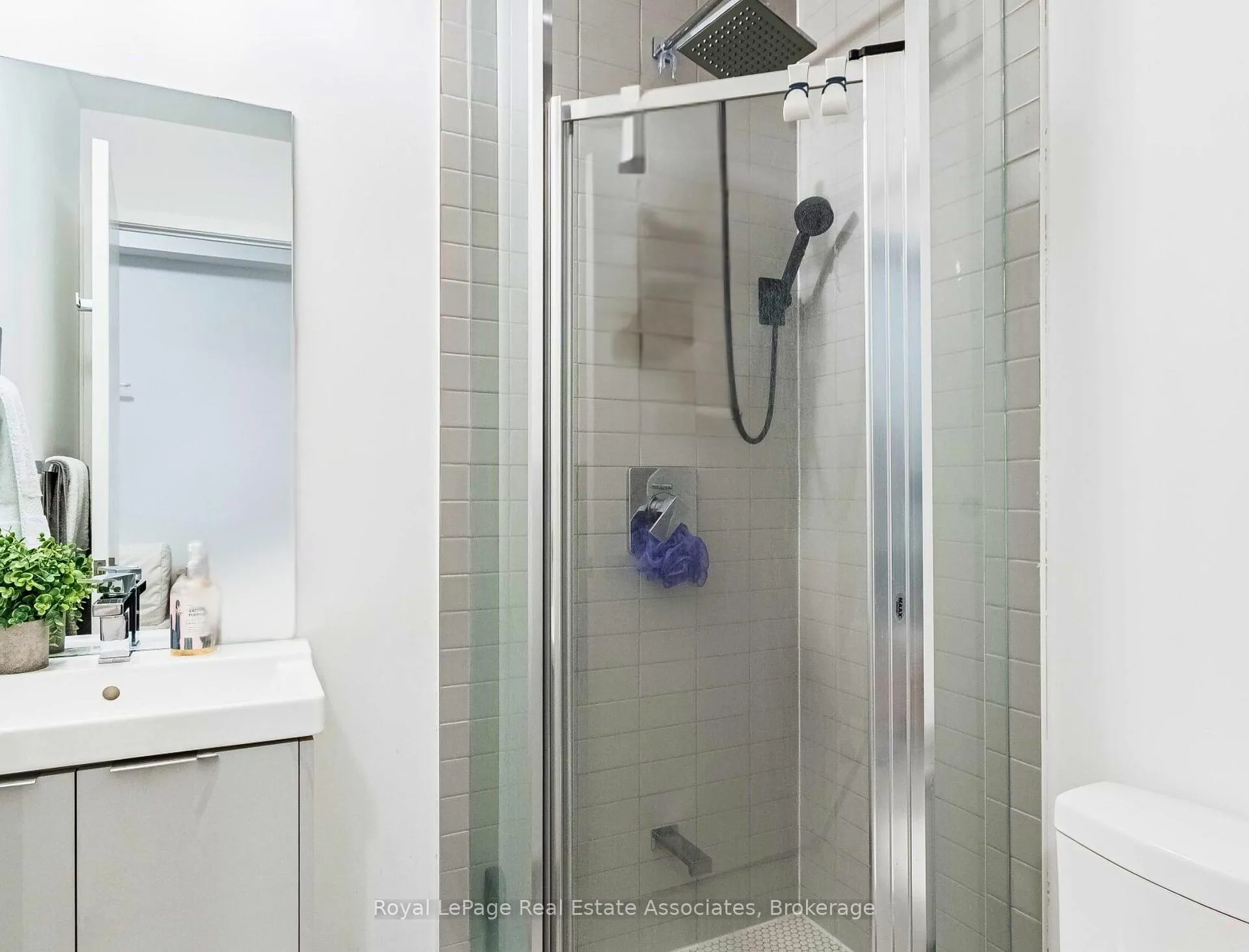Photo 13 of Unit 2805, 2916 Highway 7, Vaughan, Concord — HOMEH