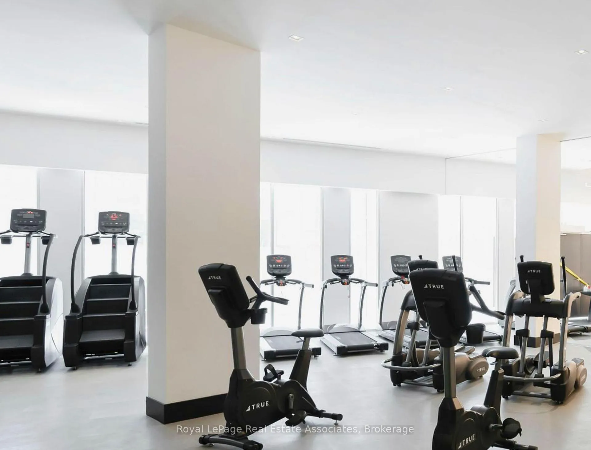 Photo 20 of Unit 2805, 2916 Highway 7, Vaughan, Concord — HOMEH