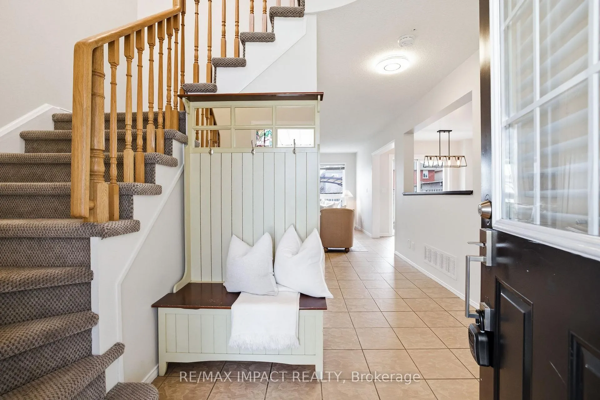 Photo 6 of 31 Shipley Avenue, Clarington, Newcastle — HOMEH
