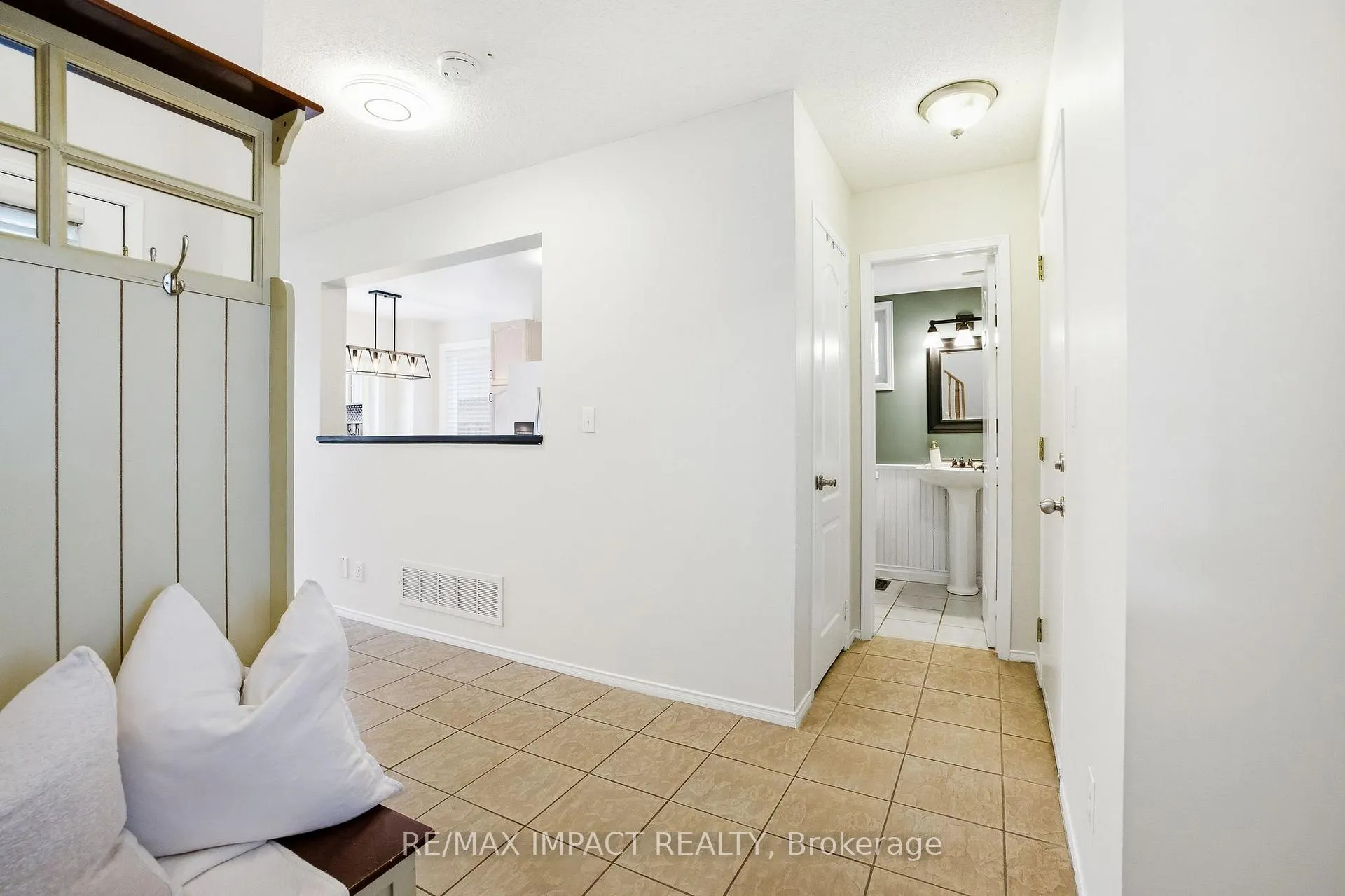 Photo 16 of 31 Shipley Avenue, Clarington, Newcastle — HOMEH