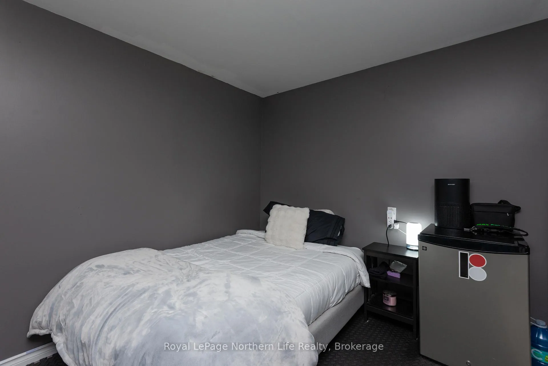 Photo 14 of 1006 Lakeshore Drive, North Bay, Ferris — HOMEH