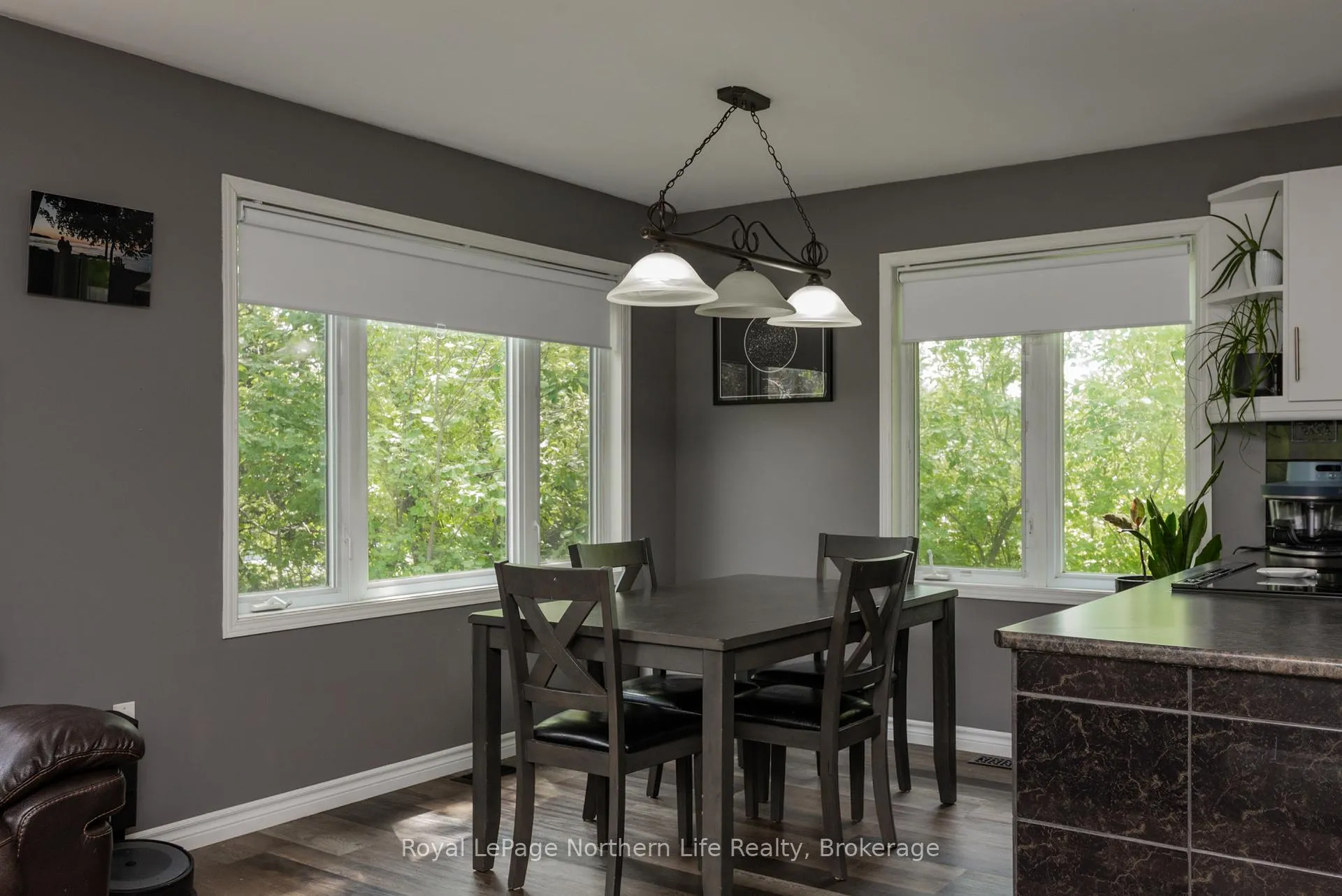 Photo 23 of 1006 Lakeshore Drive, North Bay, Ferris — HOMEH
