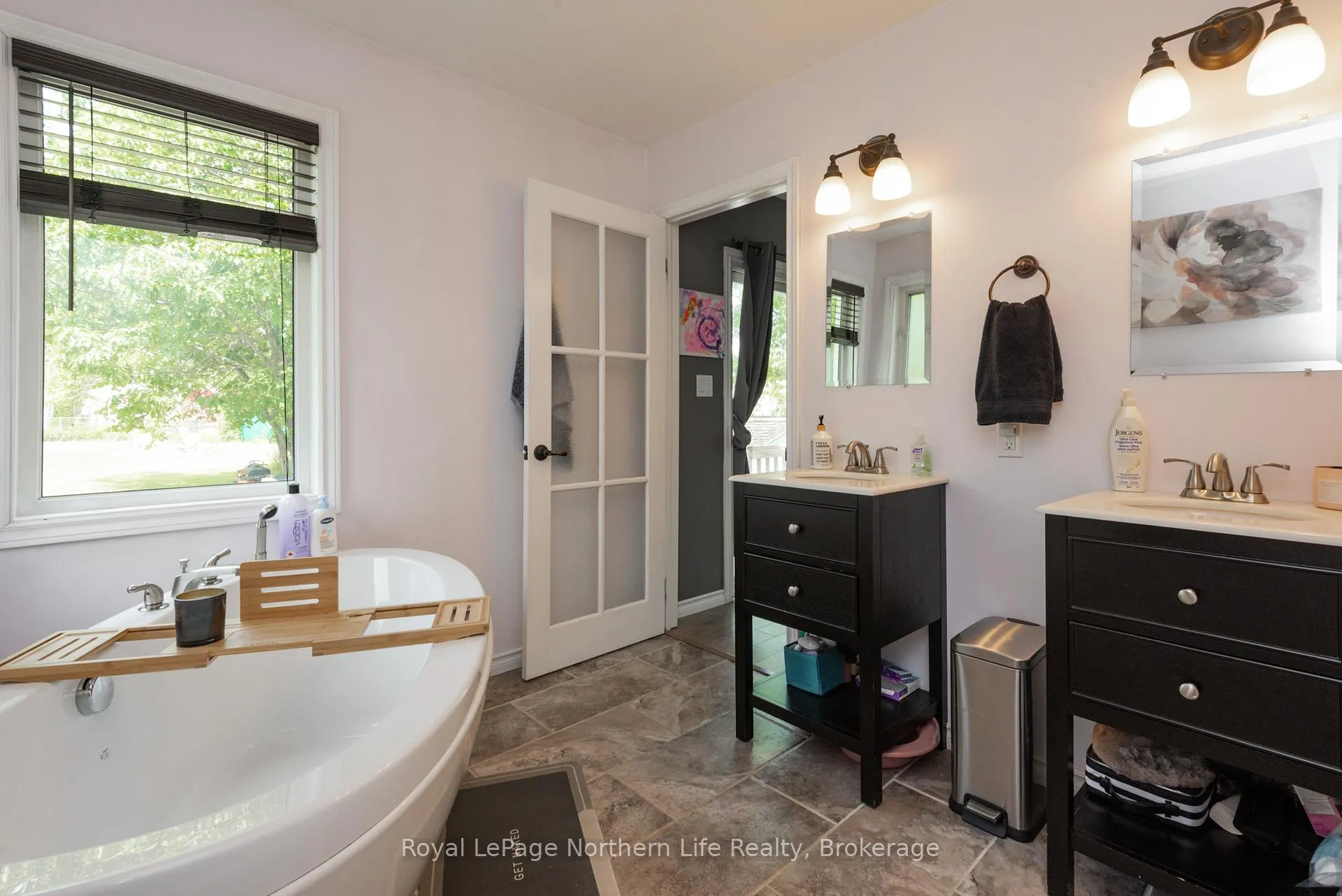 Photo 38 of 1006 Lakeshore Drive, North Bay, Ferris — HOMEH