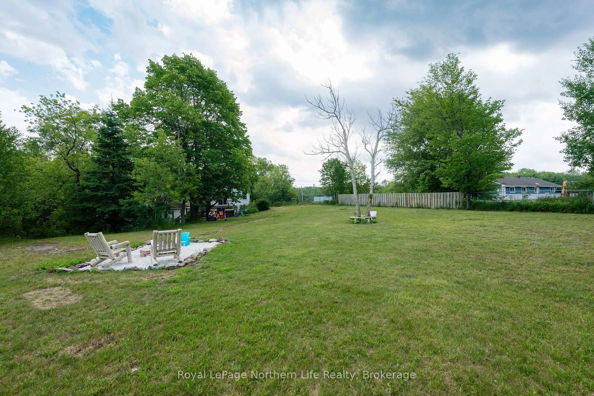 Photo 41 of 1006 Lakeshore Drive, North Bay, Ferris — HOMEH