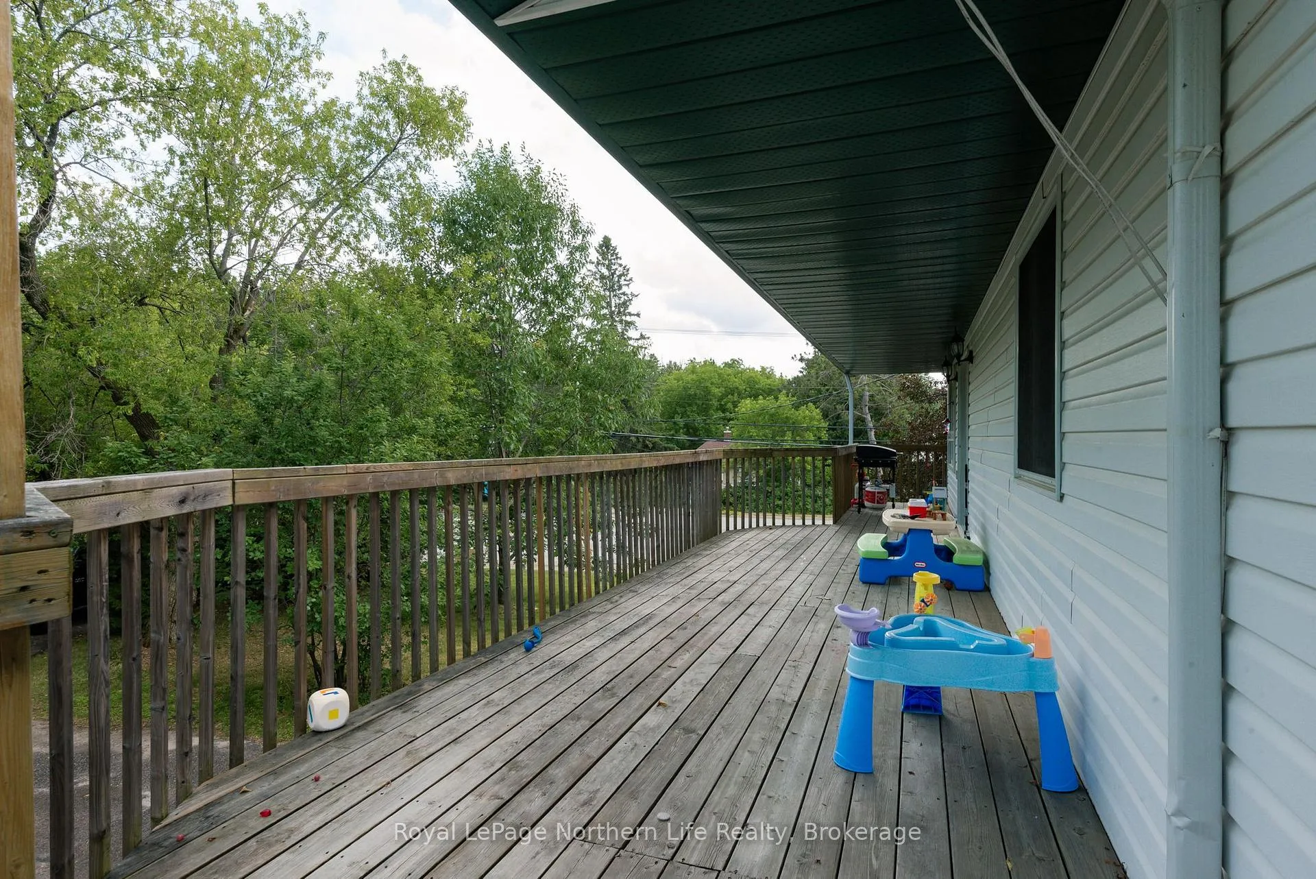 Photo 45 of 1006 Lakeshore Drive, North Bay, Ferris — HOMEH